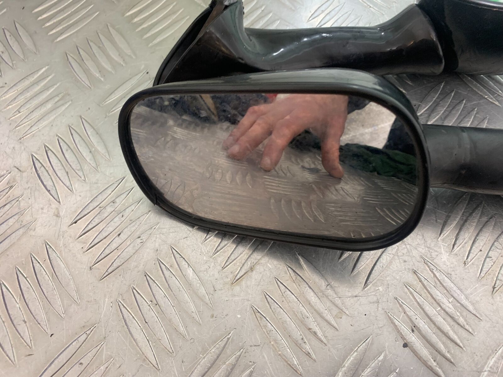 HONDA CBR600 CBR 600 F2 LEFT AND RIGHT MIRRORS   YEAR 1991-1993 (CMB1114)