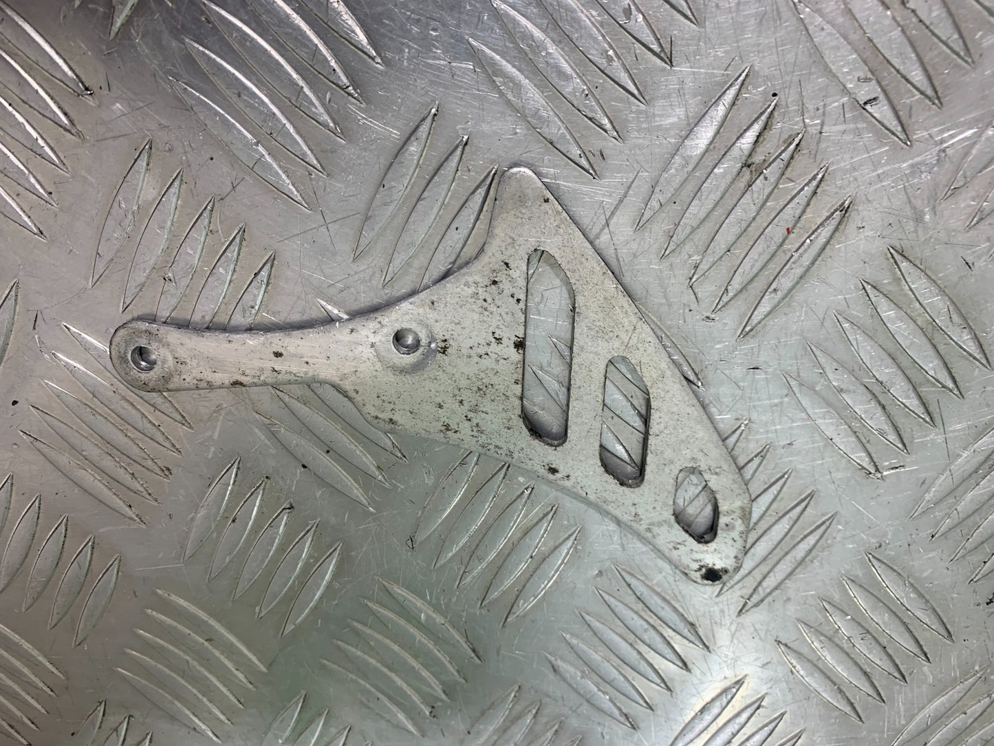 TRIUMPH 1050 SPRINT ST REAR CALIPER COVER  2004-2007 (CMB1197)