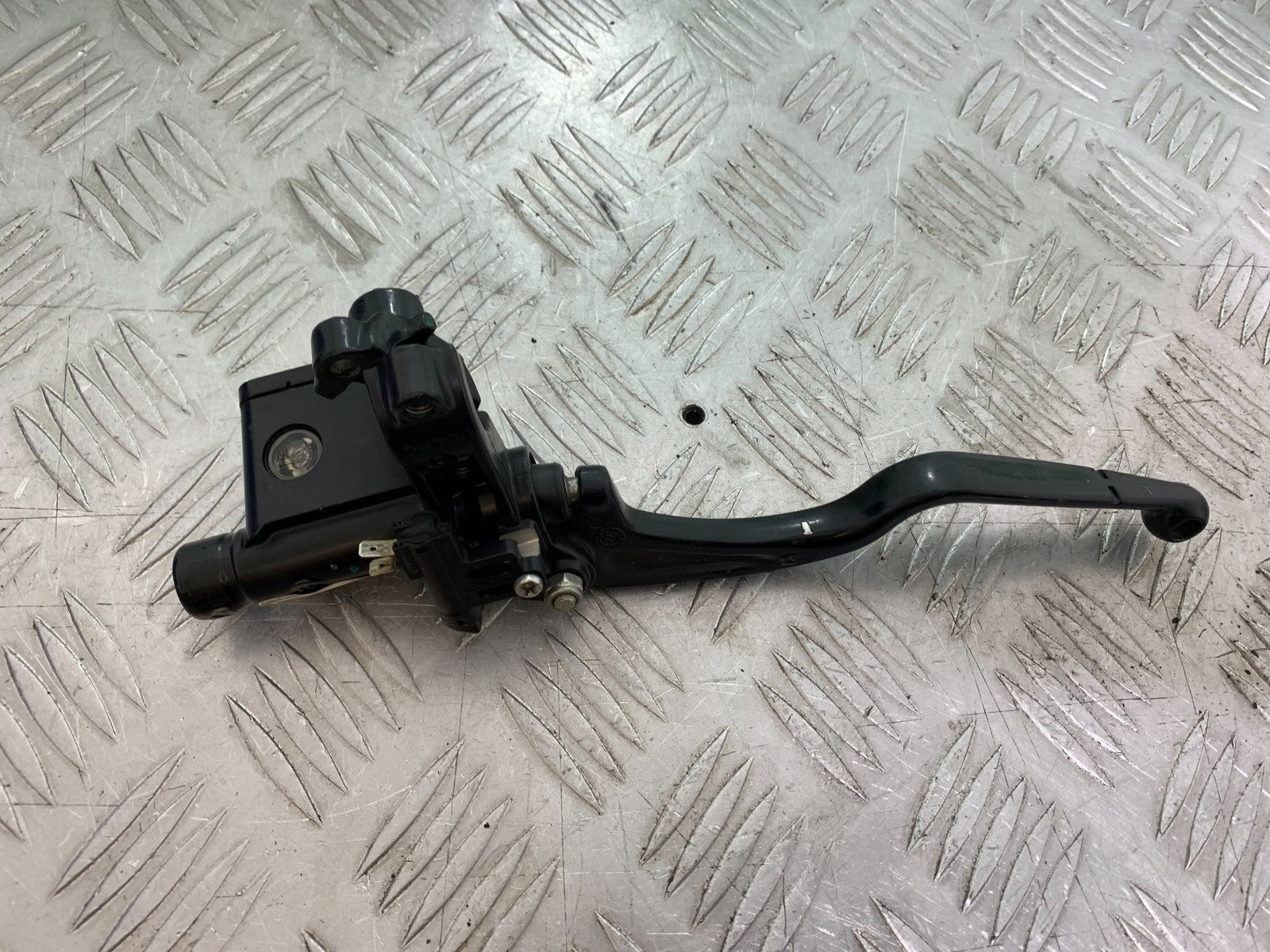 KTM 125 DUKE FRONT BRAKE MASTER CYLINDER  YEAR 2018-2023 (CMB1185)