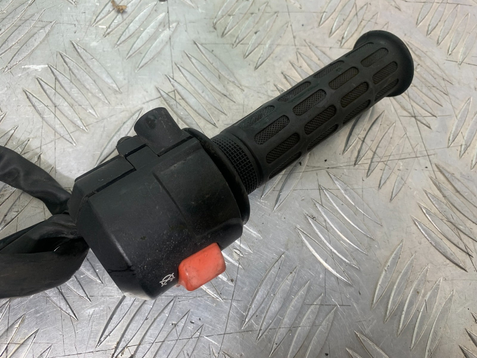 HONDA ST1100 PAN EUROPEAN RIGHT SWITCH GEAR  YEAR 1993-2001 (CMB1195)