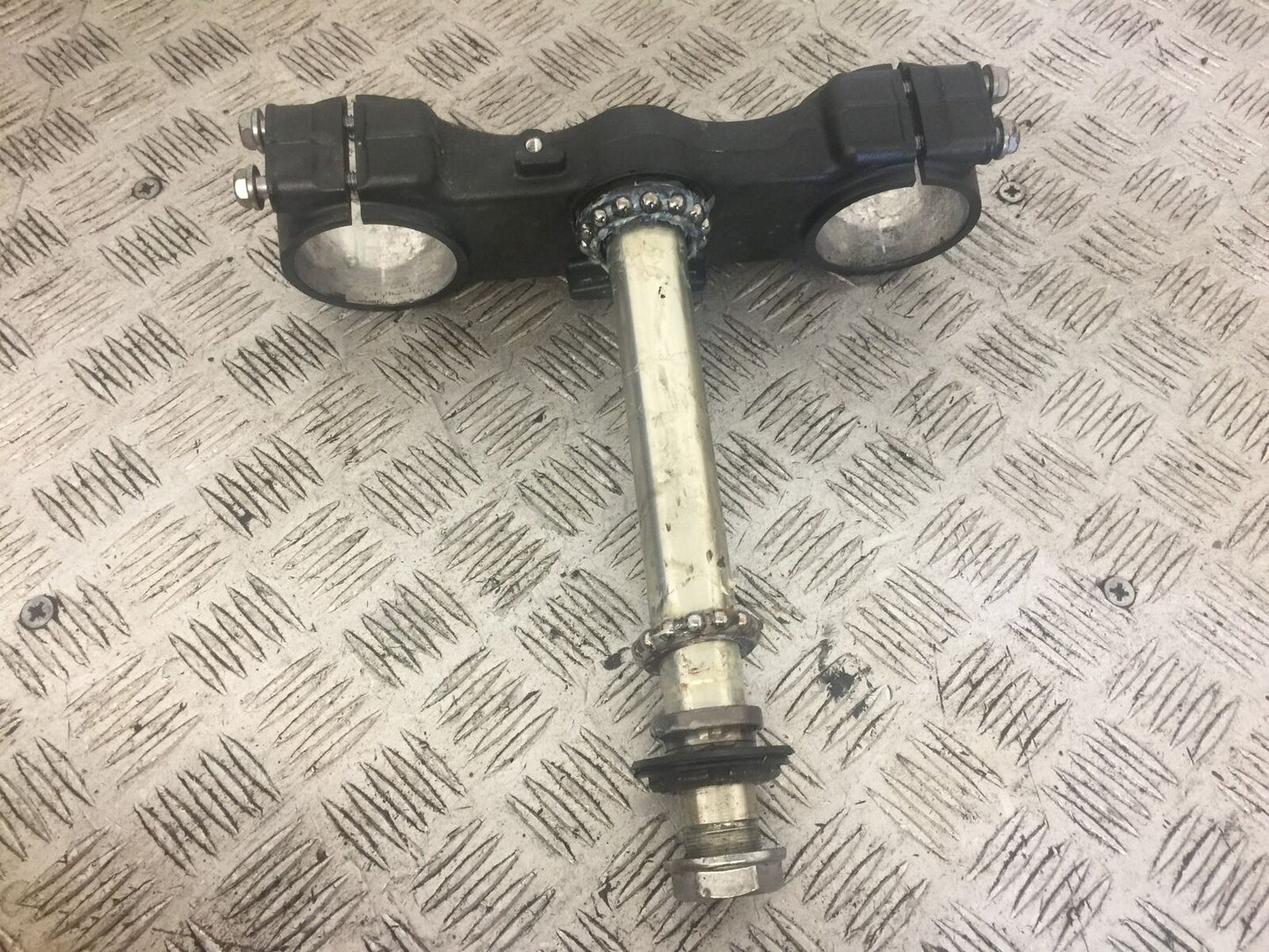 HONDA CRF1000 (DCT) AFRICA TWIN BOTTOM YOKE  2016-2019 (STOCK 724)