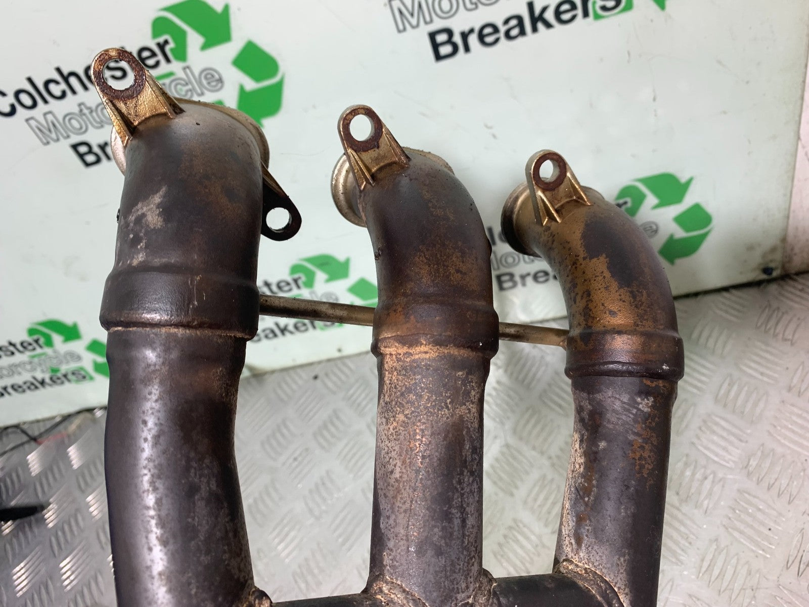 TRIUMPH 1050 SPEED TRIPLE EXHAUST DOWNPIPES   YEAR 2005-2007 (CMB1322)