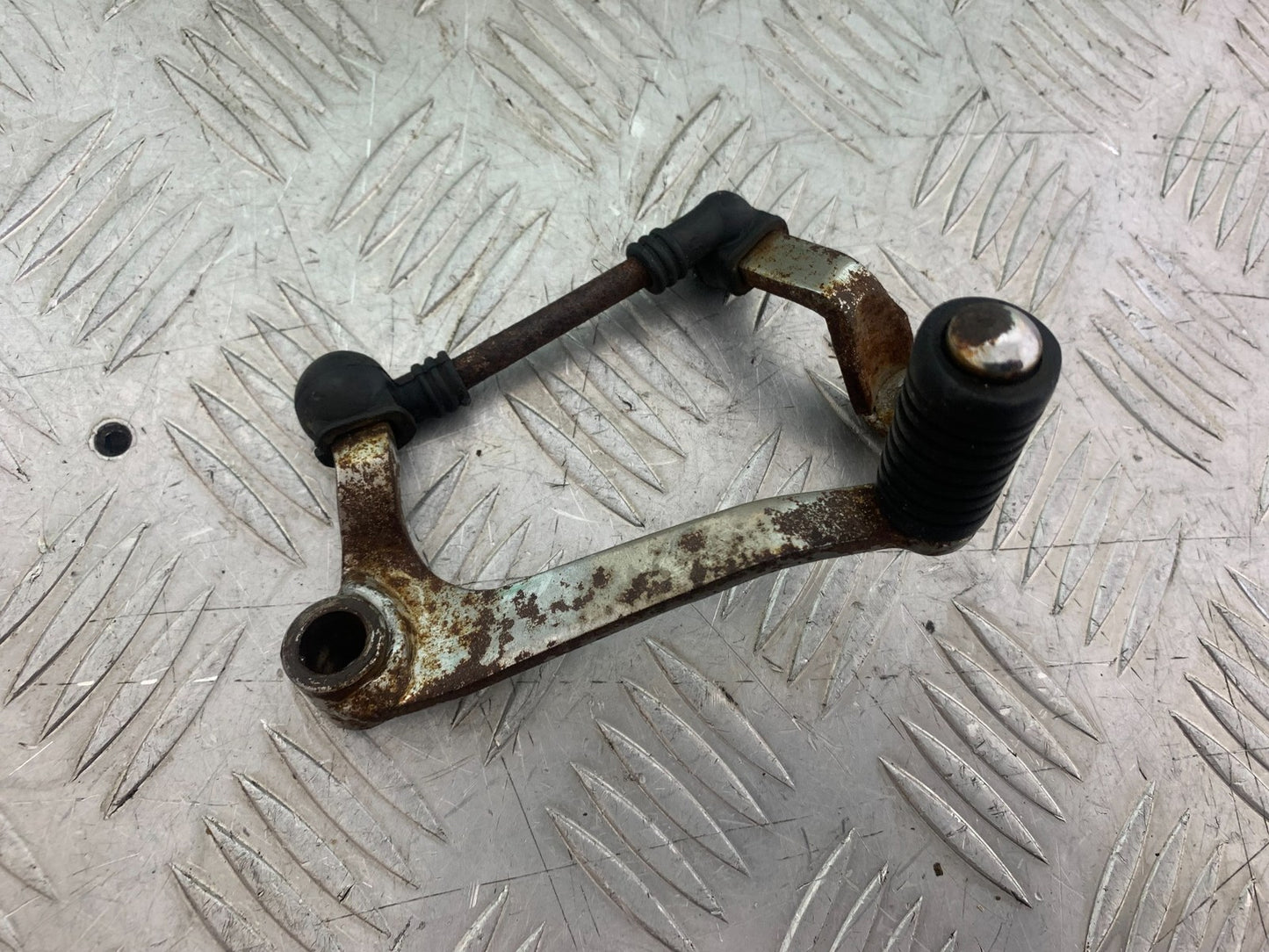 HONDA CBF125 CBF 125 GEAR LEVER   YEAR 2009-14  (CMB1172)