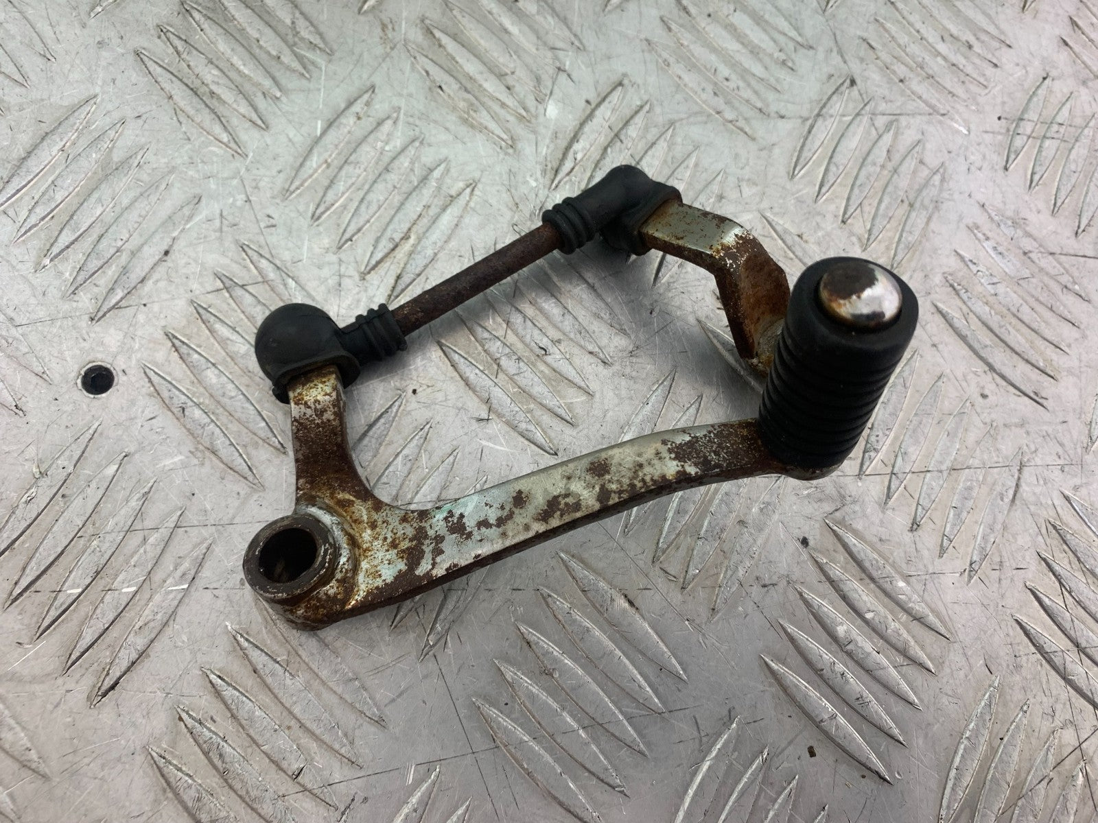 HONDA CBF125 CBF 125 GEAR LEVER   YEAR 2009-14  (CMB1172)