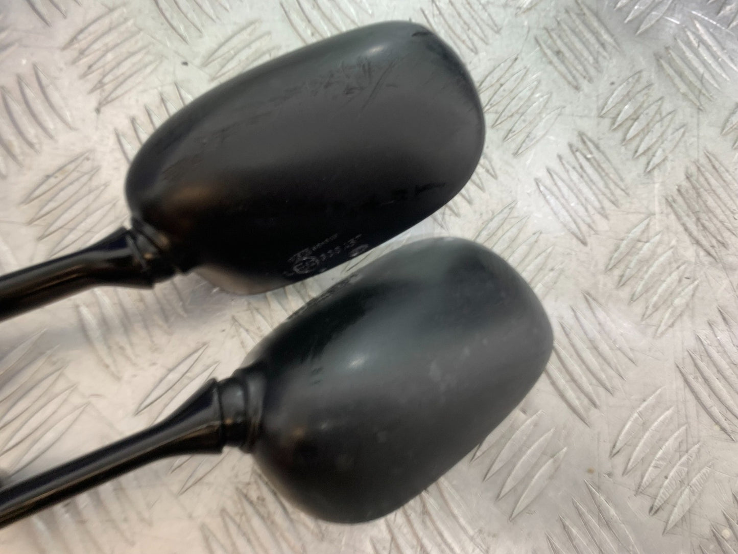 SUZUKI GSXR600 GSXR 600 K1 K2 K3 LEFT AND RIGHT MIRRORS   1999-03 (CMB1284)