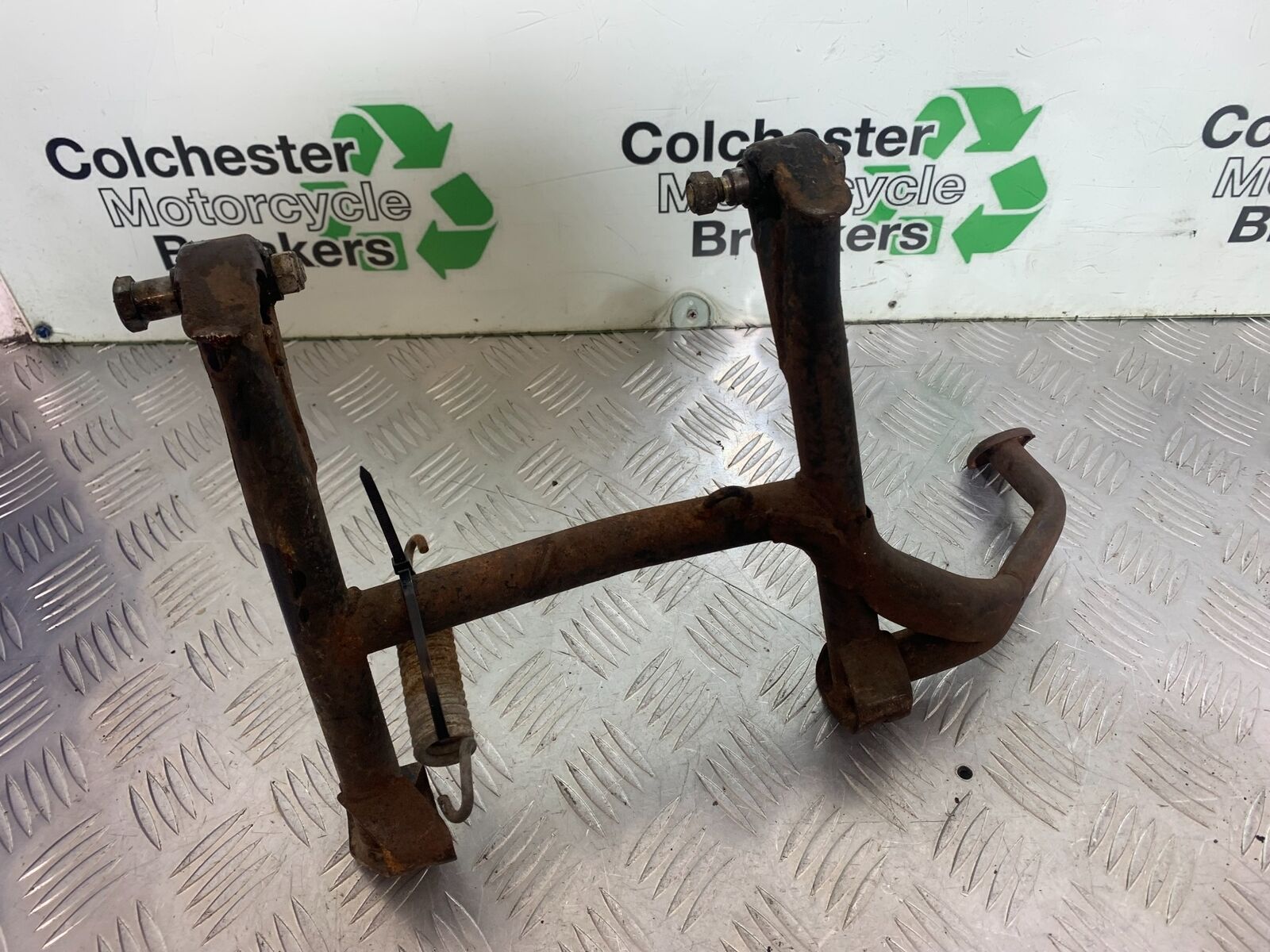 YAMAHA XS1100 MIDNIGHT SPECIAL CENTER STAND  YEAR 1980-1982 (CMB1122)