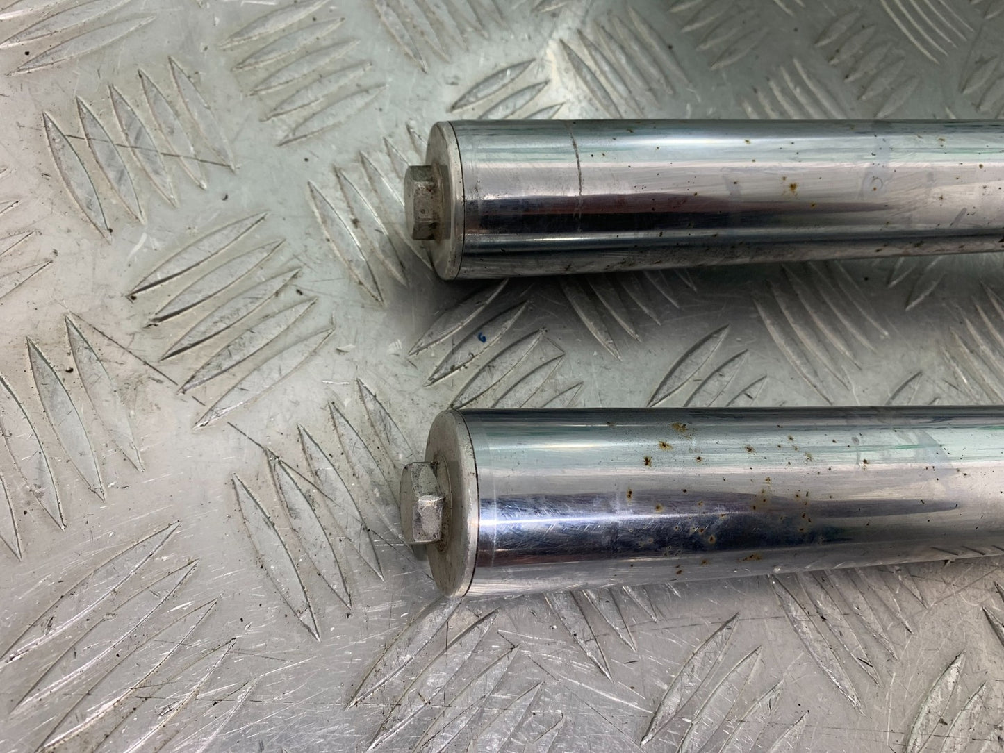 HONDA CB600 CB 600 HORNET FORKS  YEAR 1998-2002 (CMB1297)