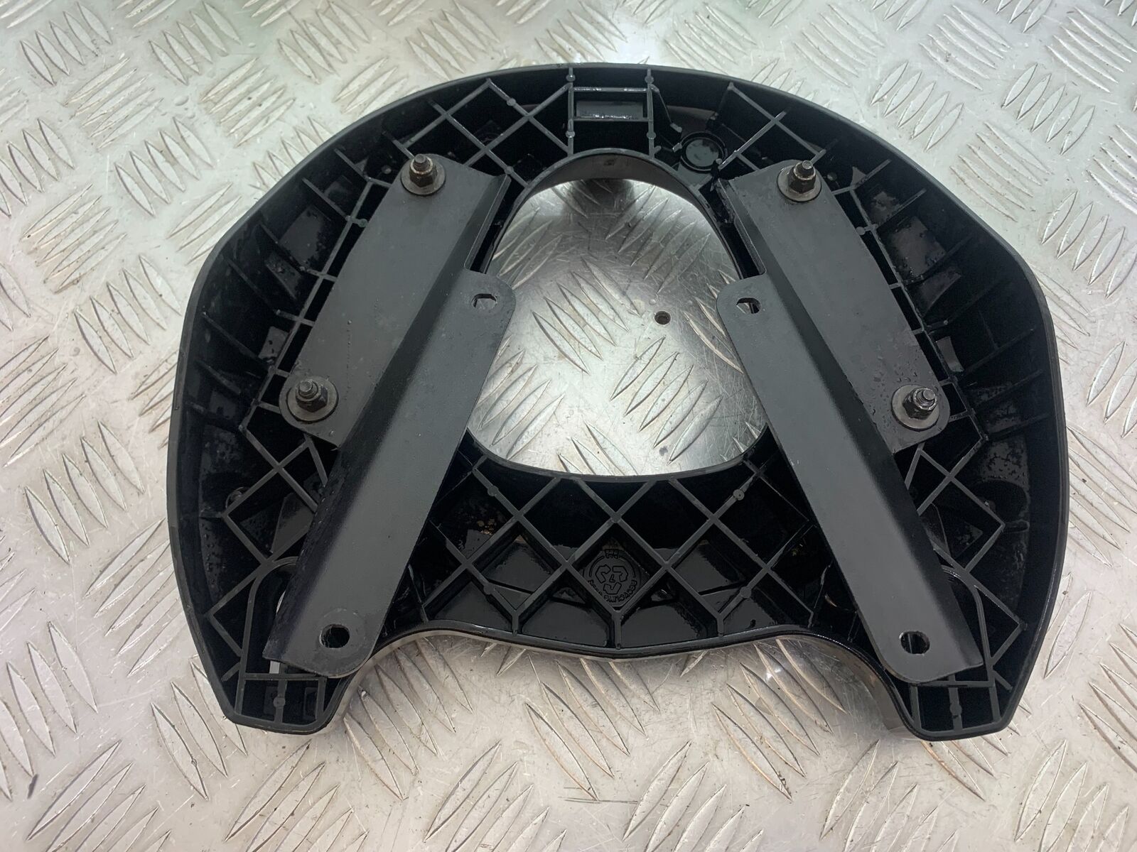 TRIUMPH TIGER 800 GIVI RACK AND COVER  YEAR 2011-2014 (CMB1113)