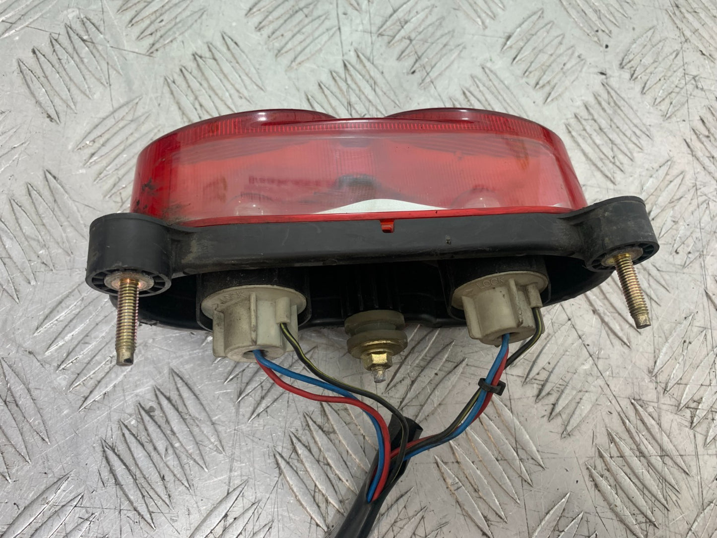 KAWASAKI ZX9R ZX9 R REAR LIGHT  YEAR 1998-1999 (CMB1329)