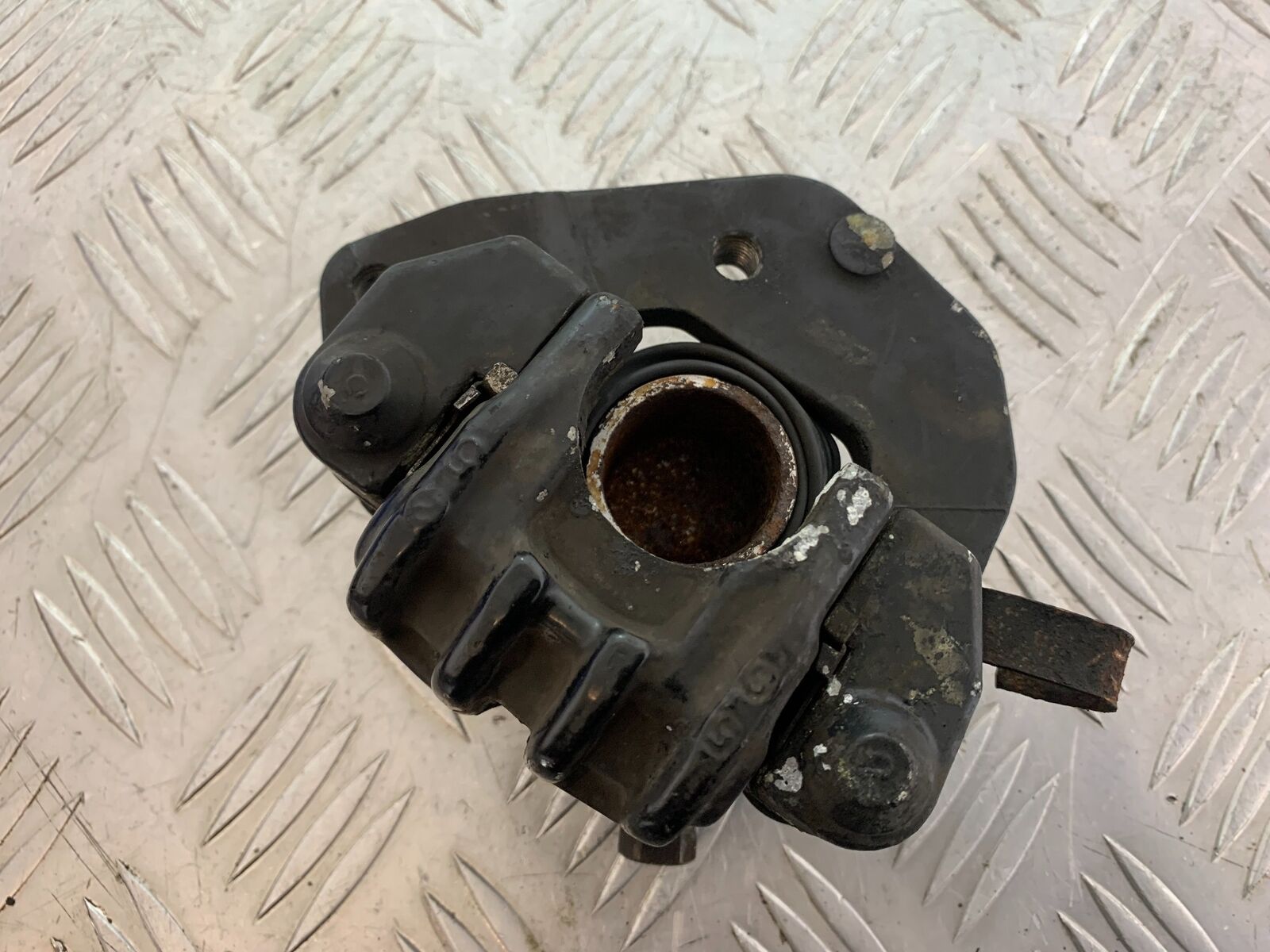 HONDA CX500 CX 500 FRONT LEFT CALIPER  YEAR 1978-81 (CMB1079)