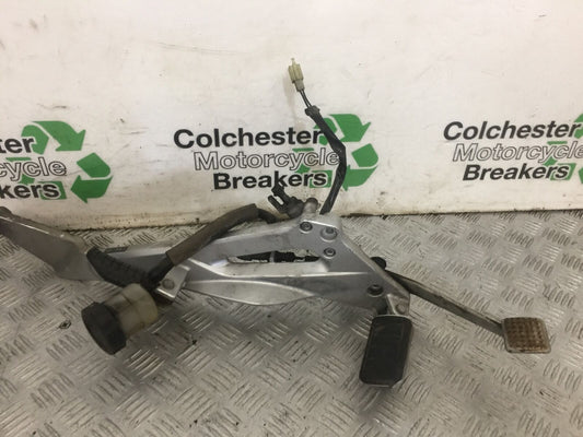 HONDA NT650 V DEAUVILLE RIGHT HANGER YEAR 1998-06 (STOCK NO 843)