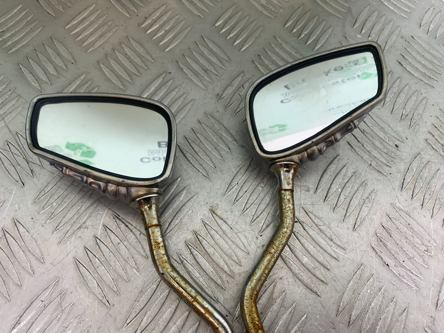 YAMAHA XV535 XV 535 VIRAGO MIRRORS  EAR 1994-02 (CMB1162)