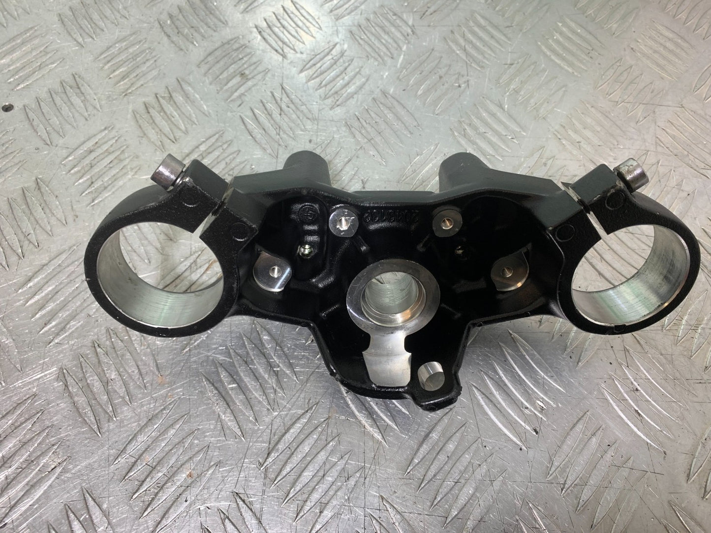 TRIUMPH TRIDENT 660 TOP YOKE  YEAR 2021-2024 (CMB1295)