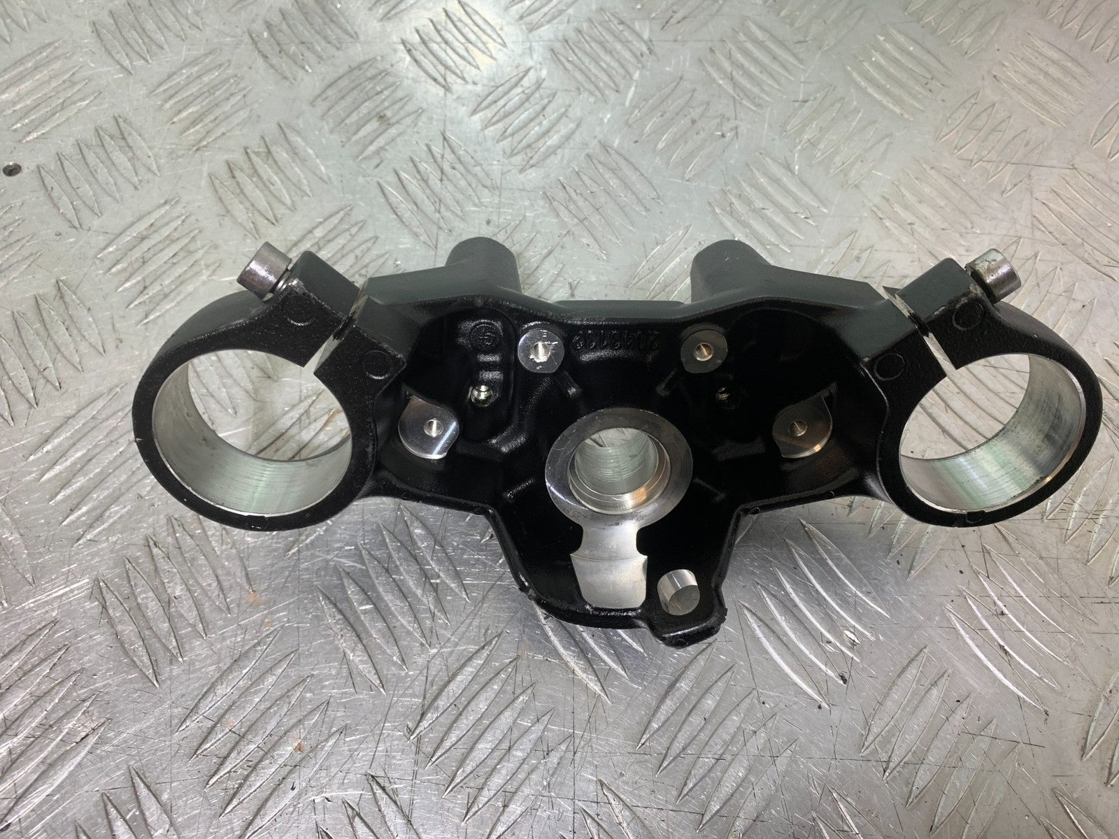 TRIUMPH TRIDENT 660 TOP YOKE  YEAR 2021-2024 (CMB1295)