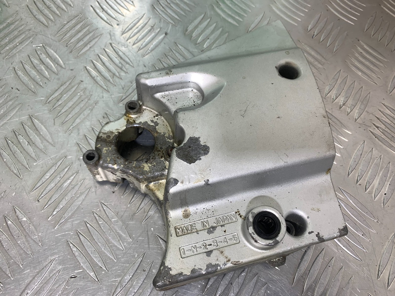 YAMAHA XJR1300 XJR 1300 SPROCKET COVER YEAR  1999-2003 (CMB1119)