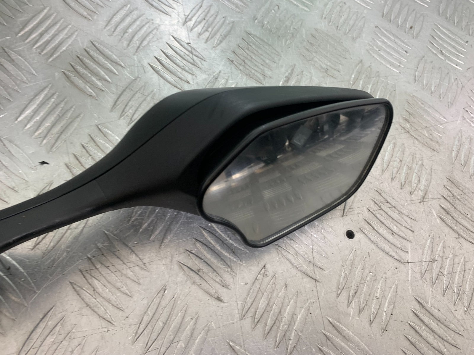 HONDA CBR1000 rr FIREBLADE RIGHT MIRROR (GENUINE PART)   2012-2016 (CMB1280)