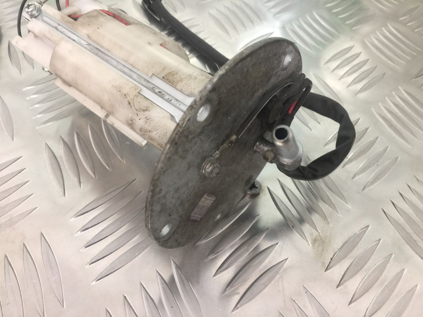 KAWASAKI Z1000 SX PETROL PUMP  YEAR 2011-13 (STOCK 911)