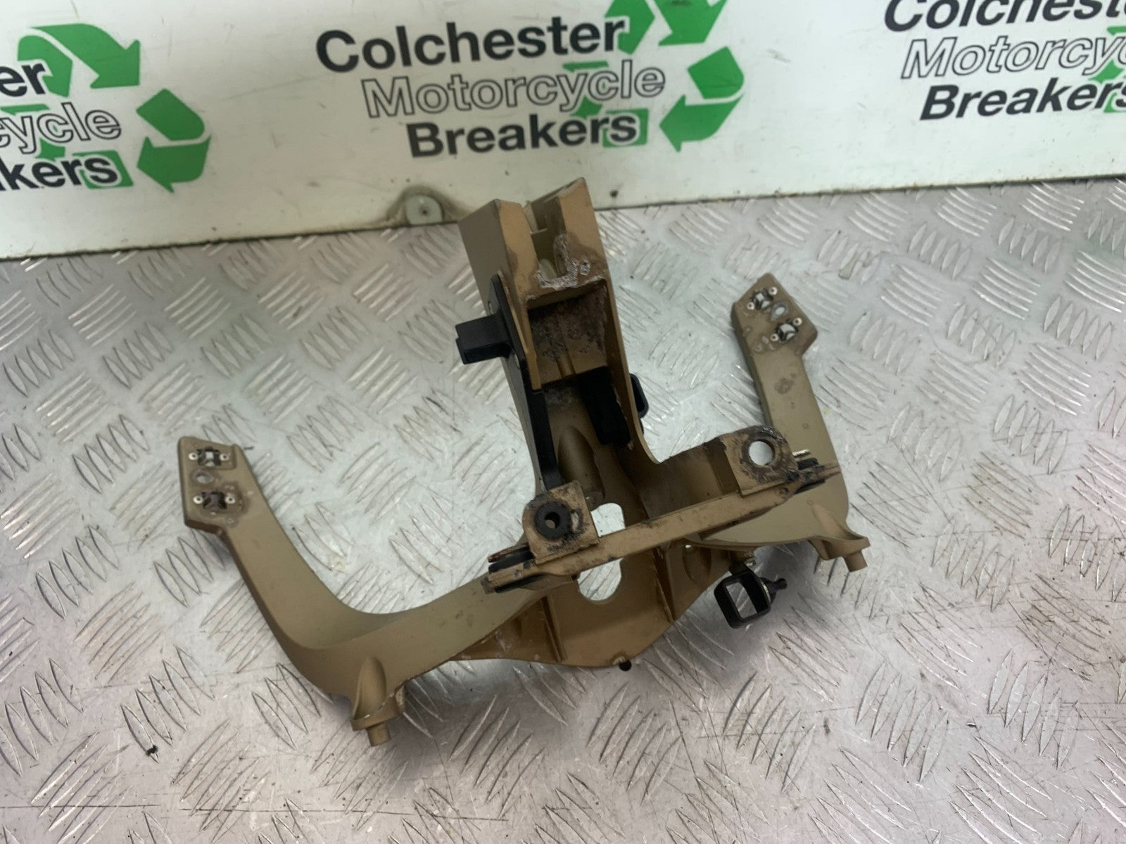 DUCATI 848 FAIRING BRACKET YEAR 2008-2010 (CMB1323)