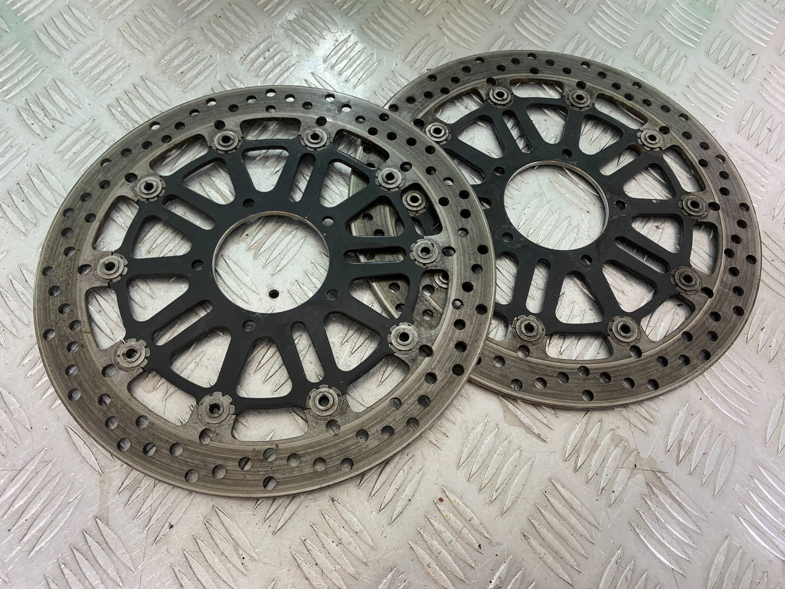 MV AGUSTA 800 F3 FRONT BRAKE  DISCS   YEAR 2013-2016 (CMB1152)