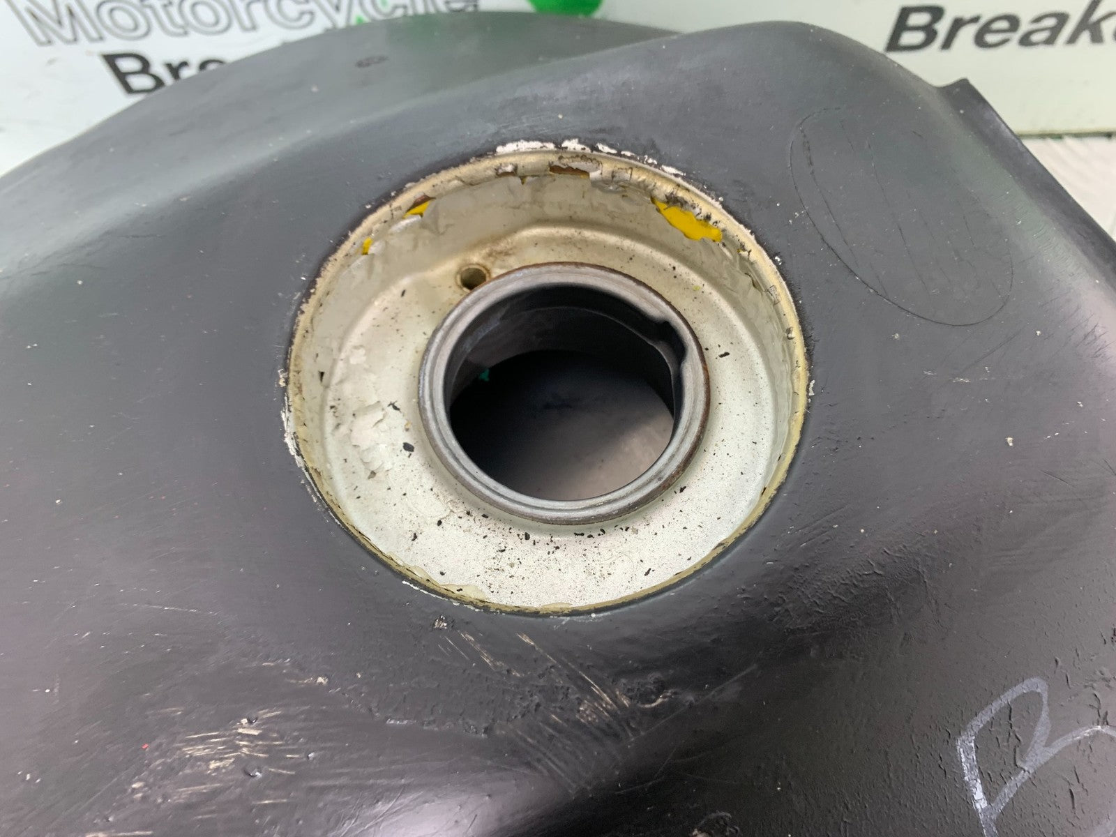 HONDA CB600 CB 600 HORNET PETROL TANK   YEAR 1998-2002 (CMB1297)