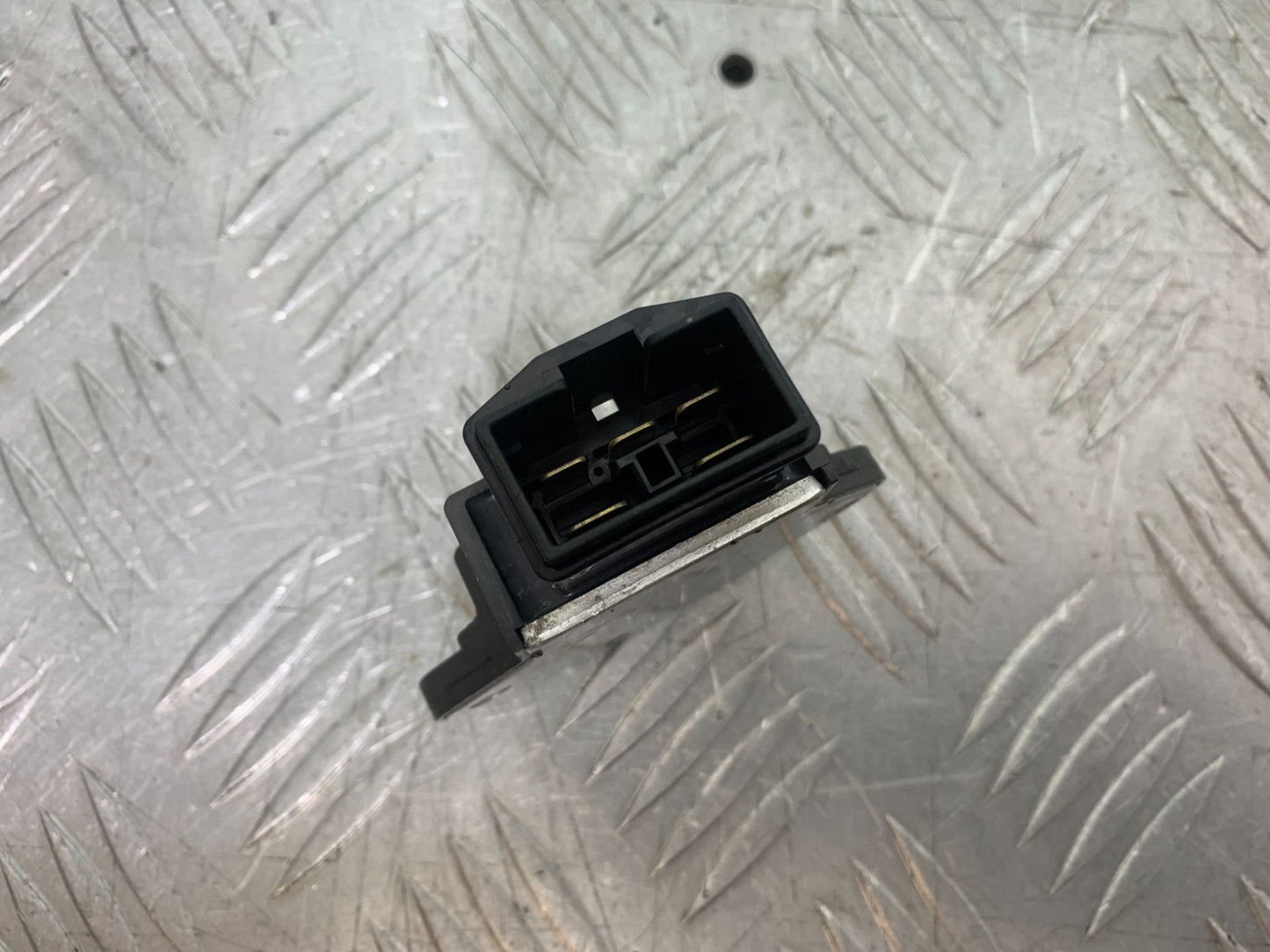HONDA CBR600 CBR 600 FX FY REGULATOR     YEAR 1999-2000 (CMB1287)