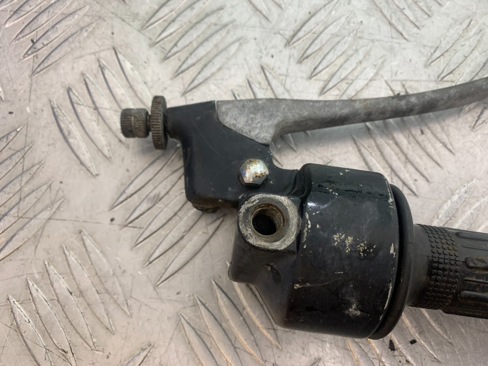 SUZUKI GP100 GP 100 RIGHT SWITCH GEAR   YEAR 1978-1988 (CMB1259)