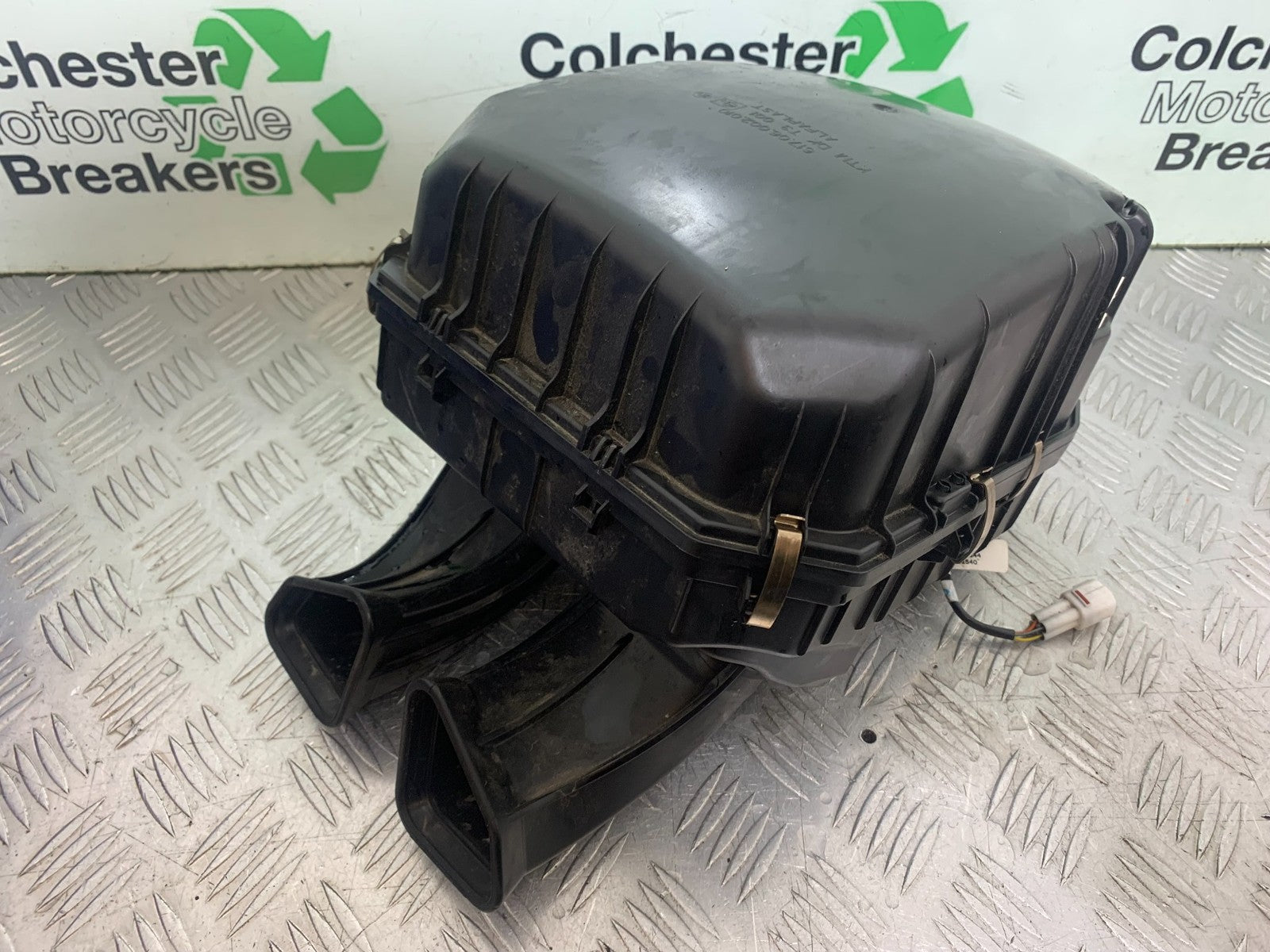 KTM 1290 SUPER DUKE R AIRBOX  YEAR 2020-2024 (CMB1272)