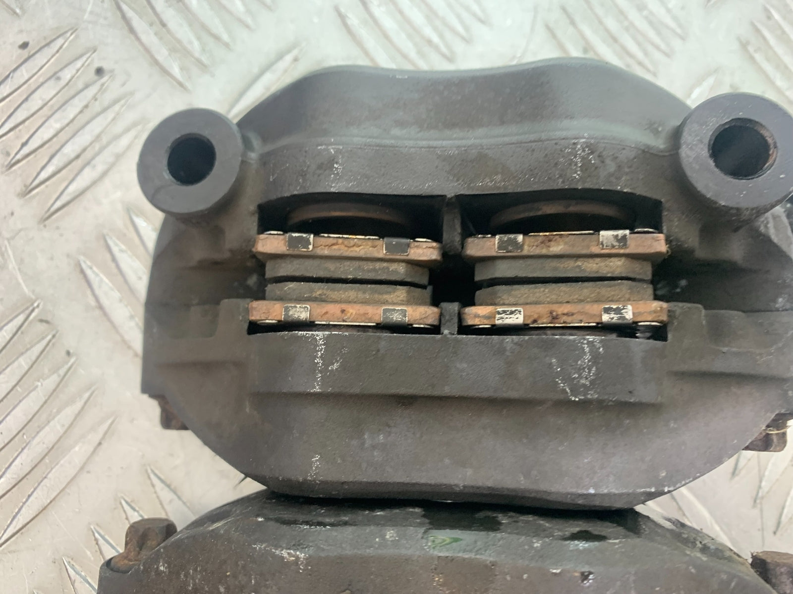 KAWASAKI ZX6R FRONT BRAKE CALIPERS   YEAR 2009-2012 (CMB1136)