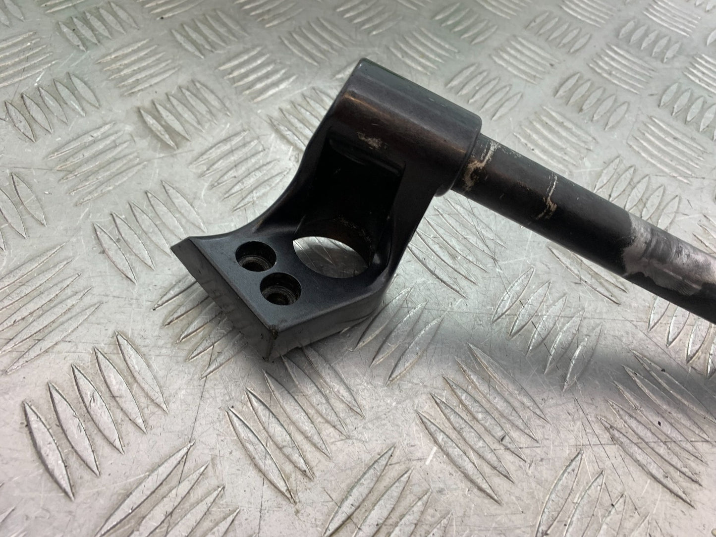 KAWASAKI ZZR1100 D RIGHT HANDLEBAR YEAR 1993-2001 (CMB1189)