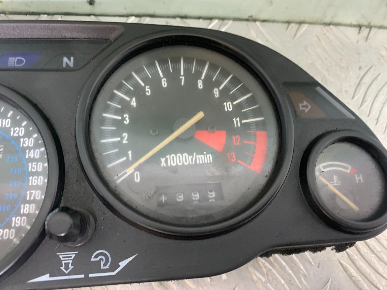 KAWASAKI ZZR1100 D CLOCKS SPEEDO DASH  YEAR 1993-2001 (CMB1289)