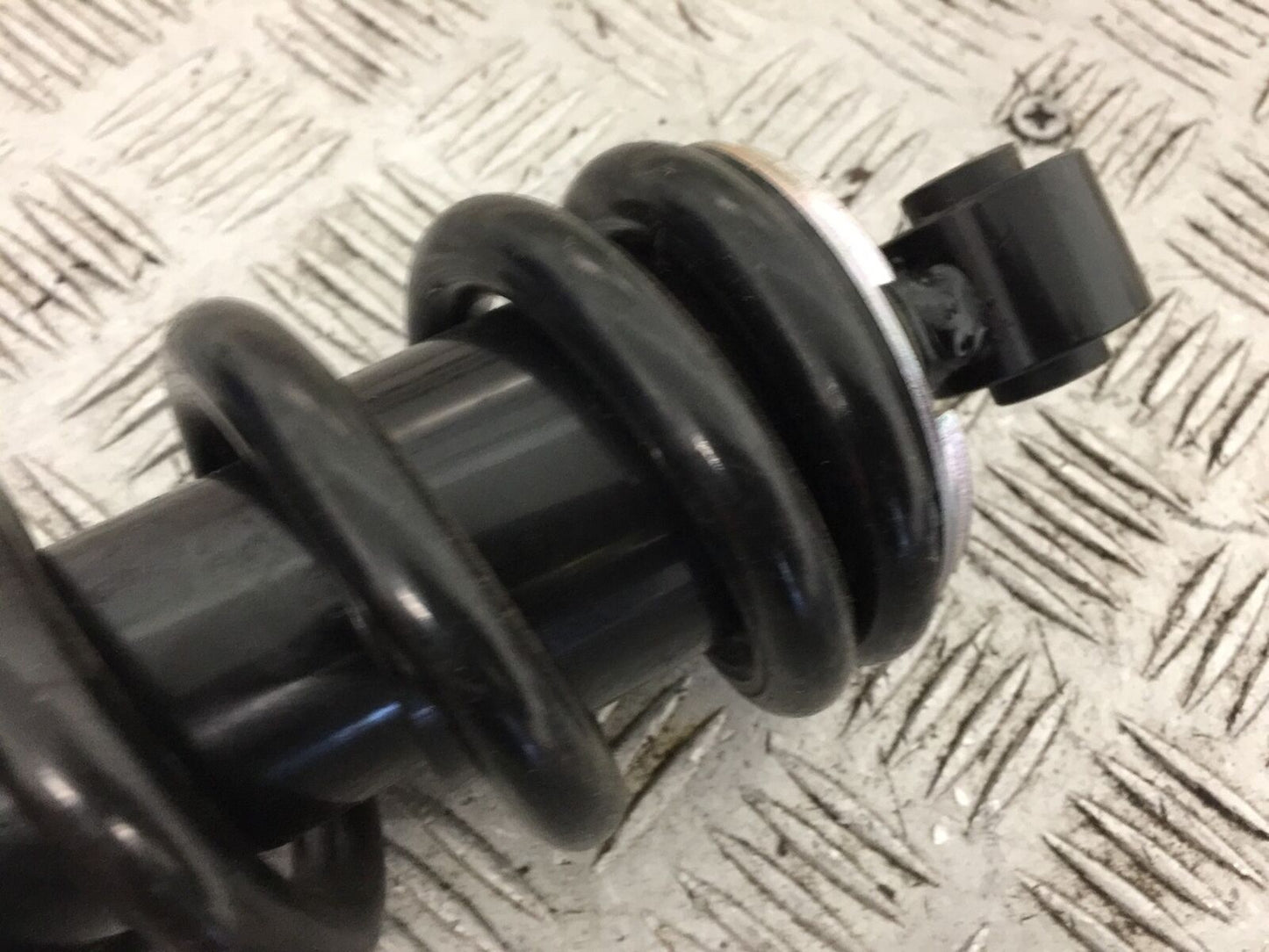 YAMAHA MT03 REAR SHOCK  YEAR 2018  (STOCK 801)