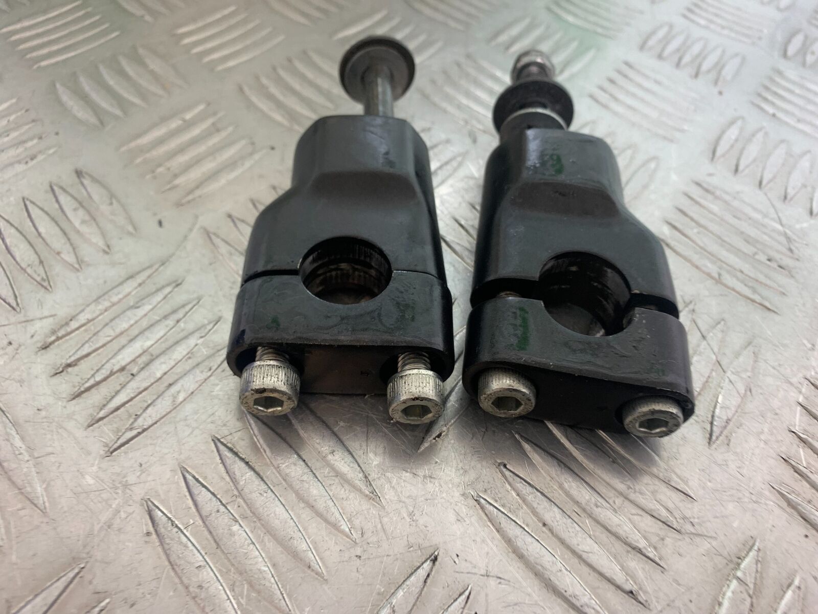 YAMAHA XJ6 XJ6-S HANDLEBAR RISERS  YEAR 2009-2015  (CMB1070)