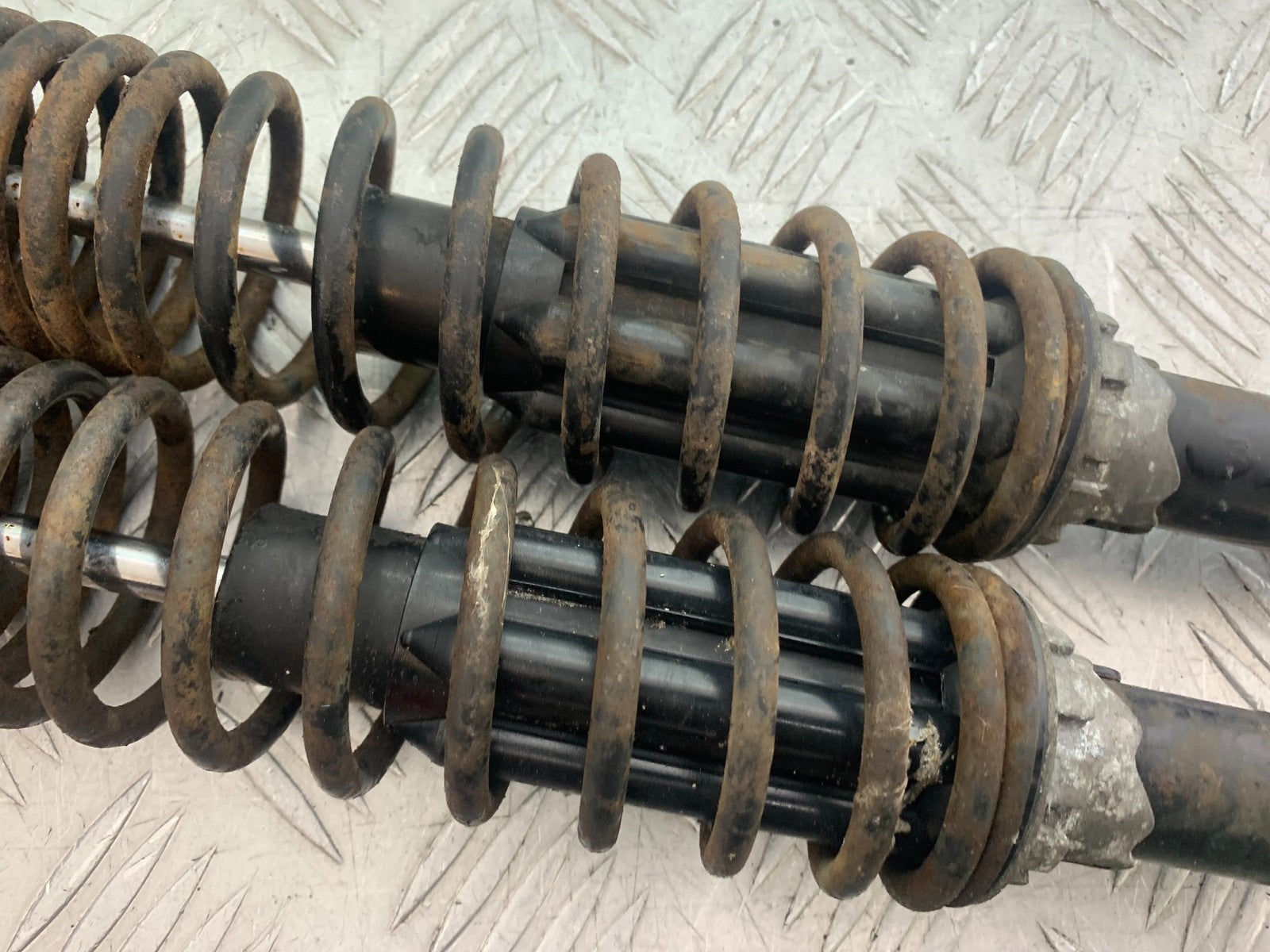 PIAGGIO MP3 250 ie REAR SHOCKS YEAR 2007 (CMB1307)