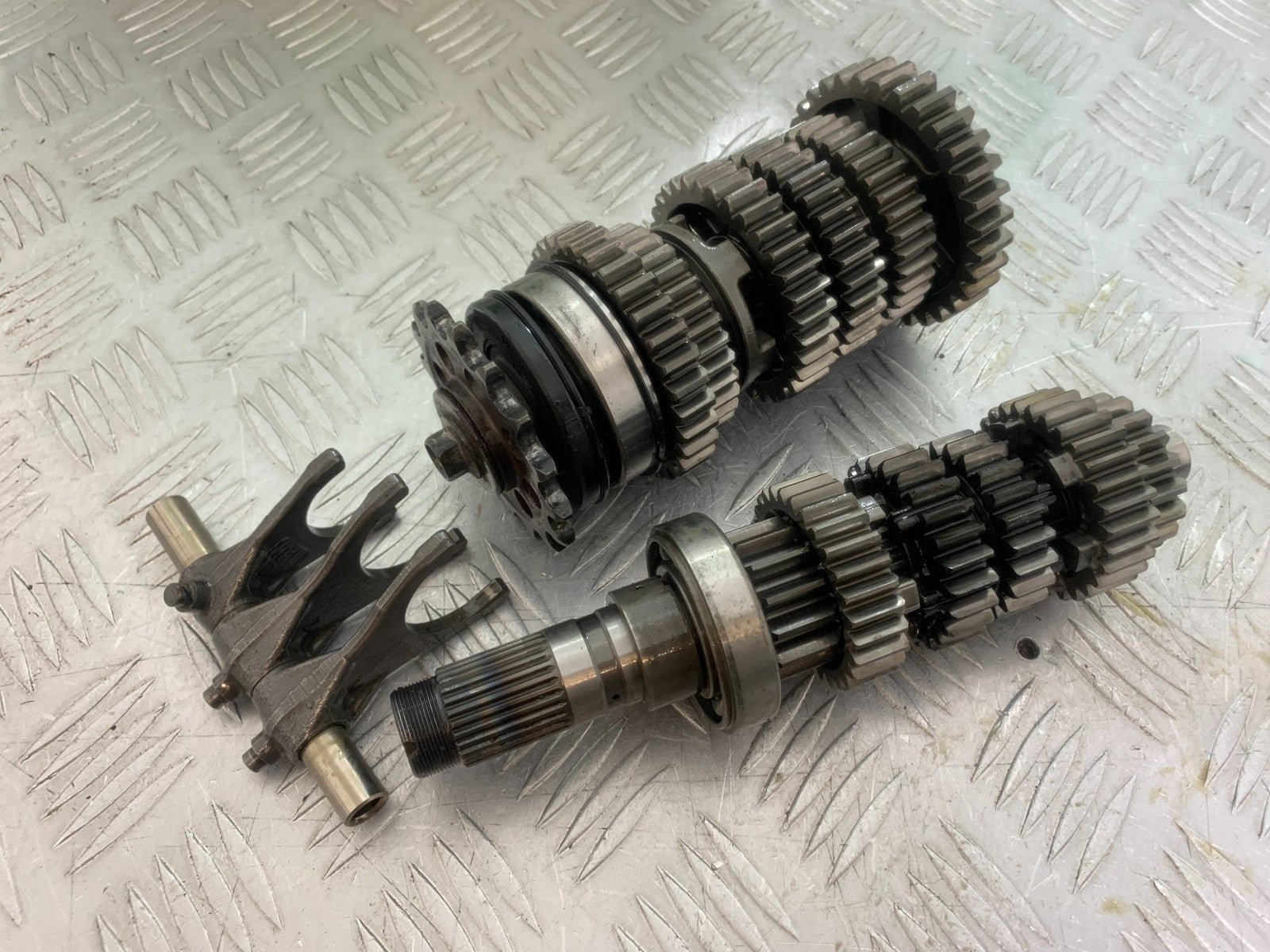 HONDA CBR1000 rr FIREBLADE GEARBOX  PISTONS  2008-2011 (CMB1253)