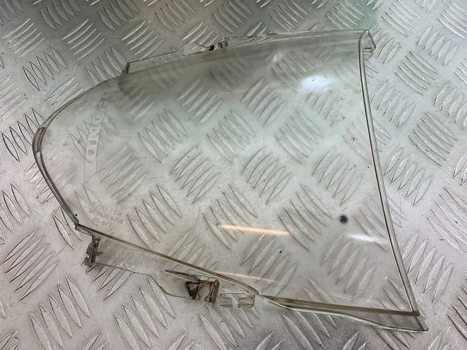 HONDA CBR500R CBR 500 R SCREEN  YEAR 2012-16 (CMB1048)