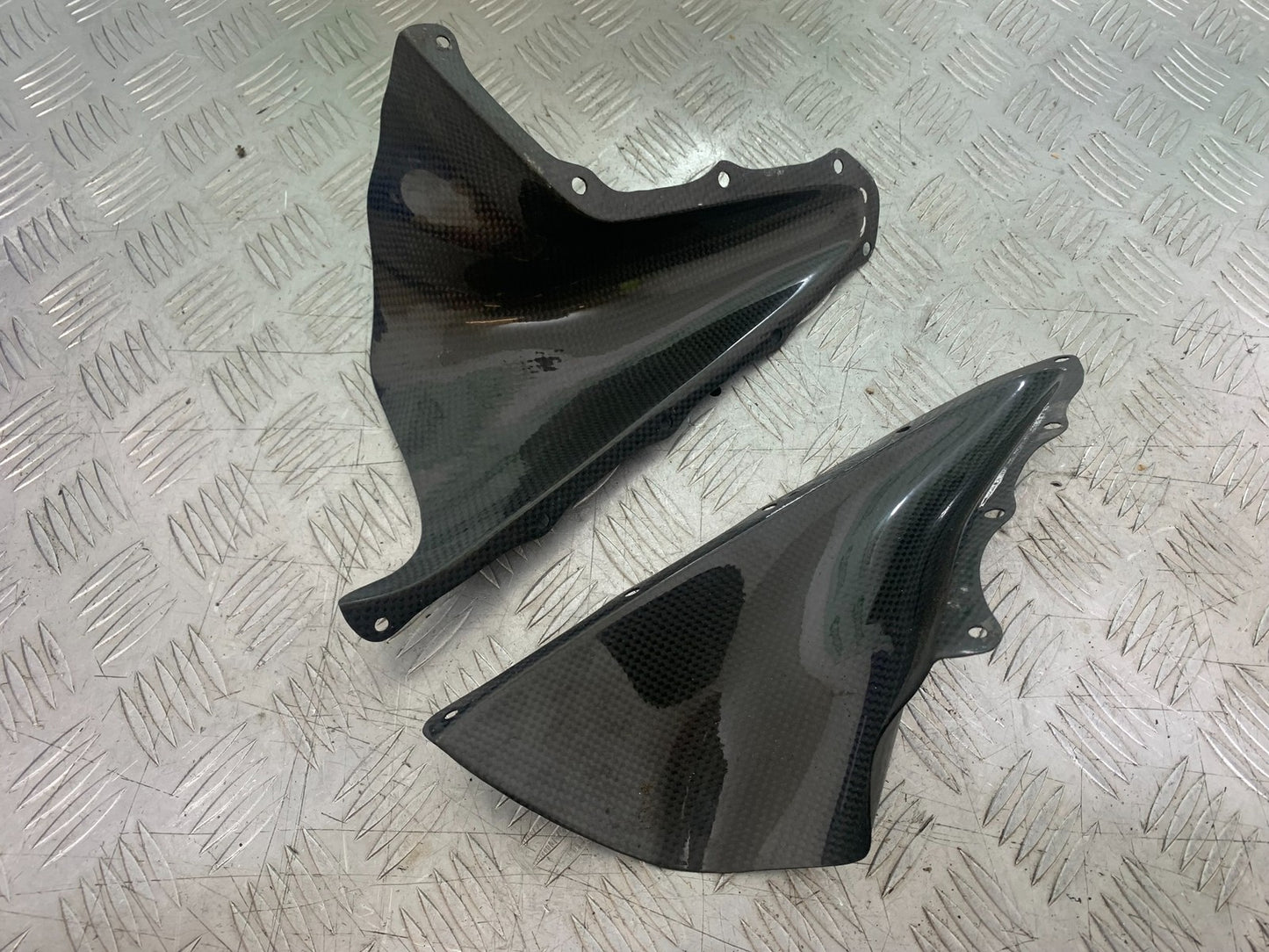 APRILIA RSV1000 R FACTORY LEFT & RIGHT CARBON AIR DUCTS   2004-09 (CMB1203)