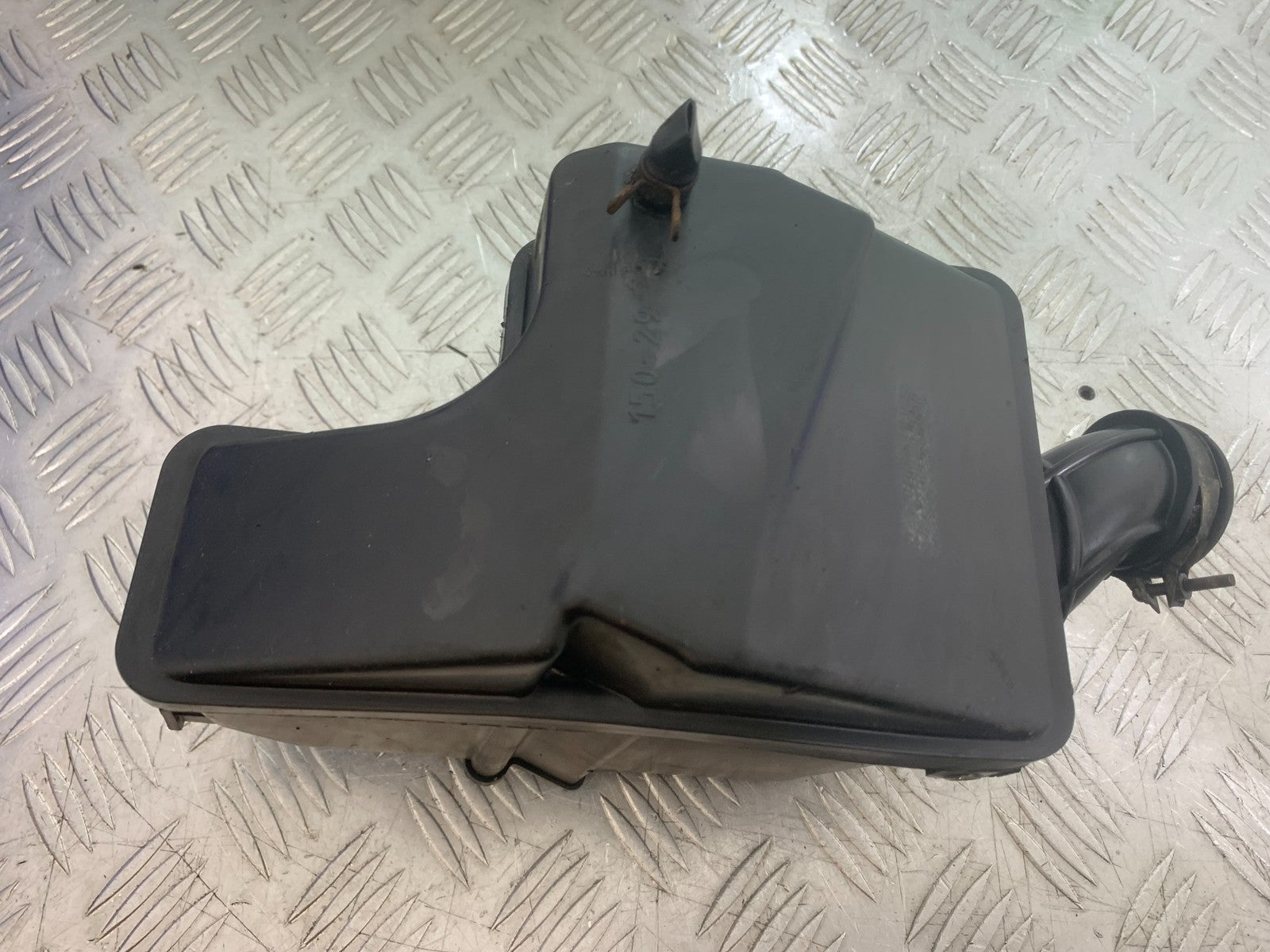 BENELLI BN125 BN 125 AIRBOX  YEAR 2018-2021 (CMB1245)