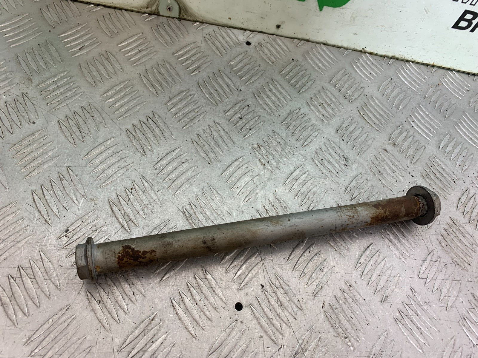 HONDA CBR1000 RR  SWINGARM SPINDLE YEAR  2008-2011 (CMB1330)