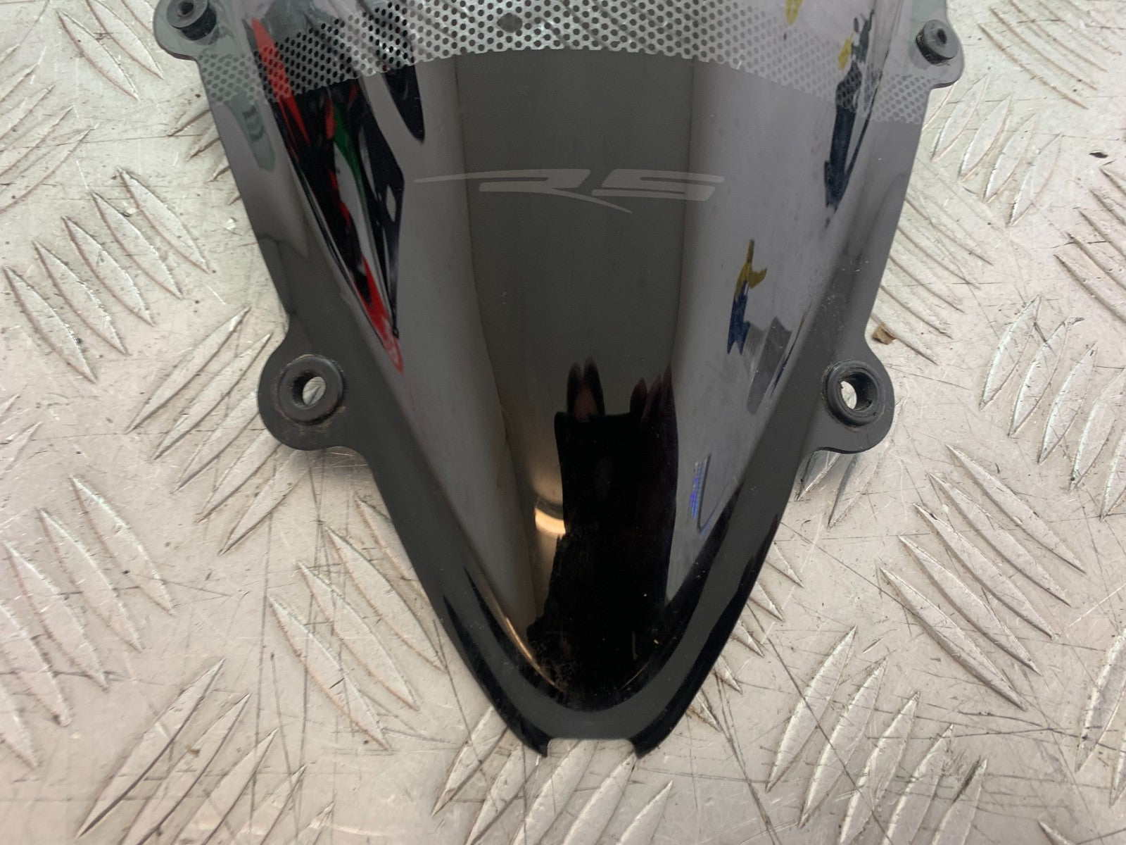 APRILIA RSV4 FACTORY SCREEN  YEAR 2009-2012 (CMB1224)