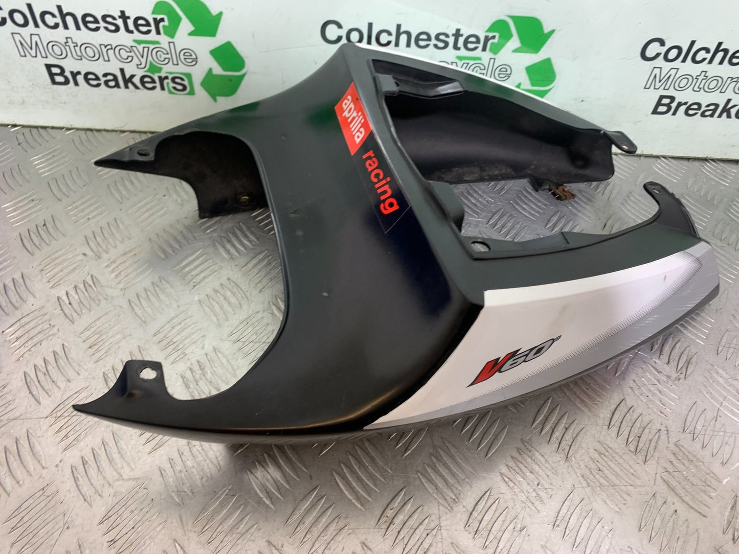 APRILIA RSV1000 RSV 1000 MILLE TAIL PIECE SEAT UNIT  1998- 2003 (CMB1184)