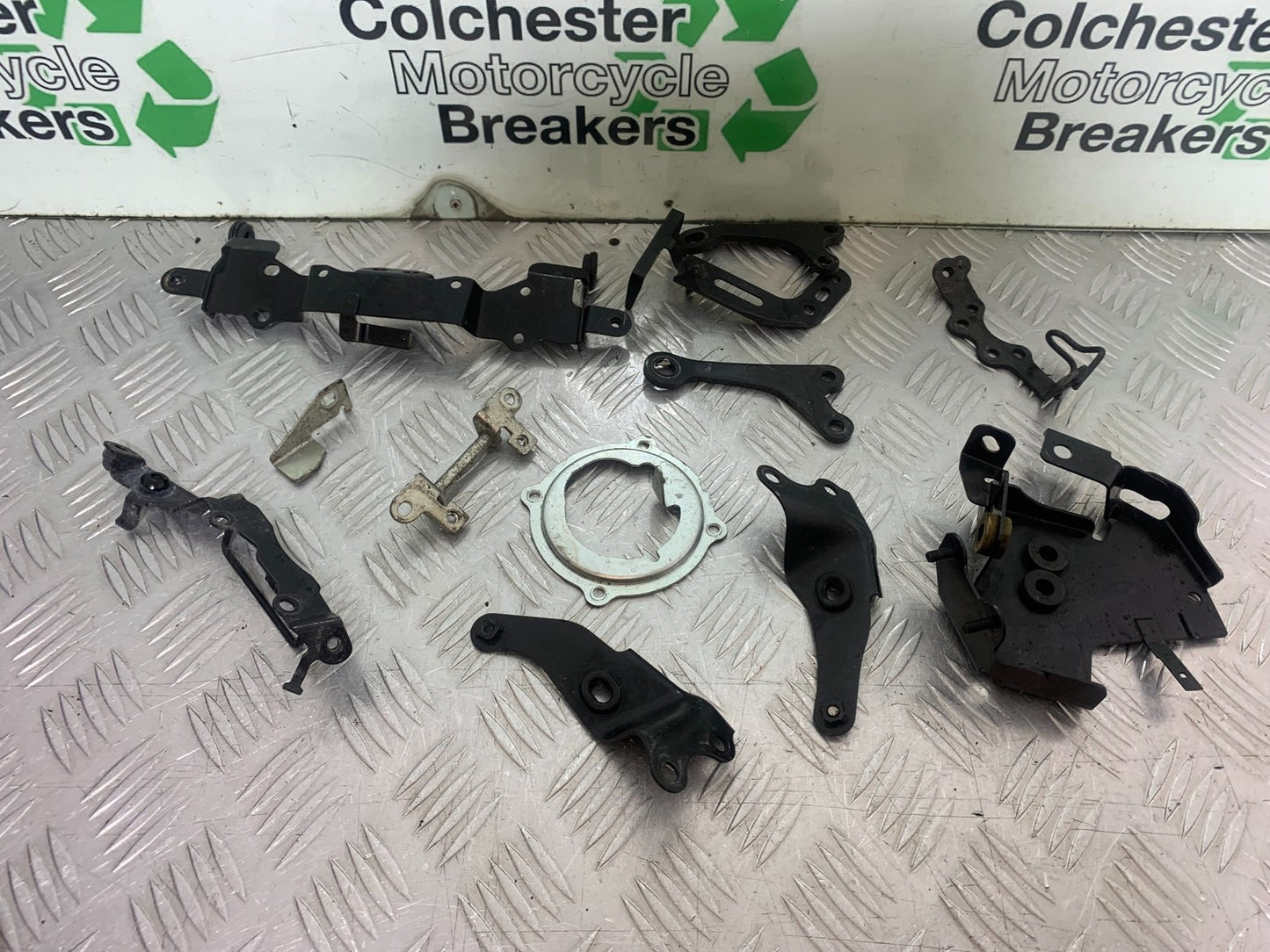 YAMAHA YZF R7 FRAME BRACKETS  YEAR 2022-2025 (CMB1255)