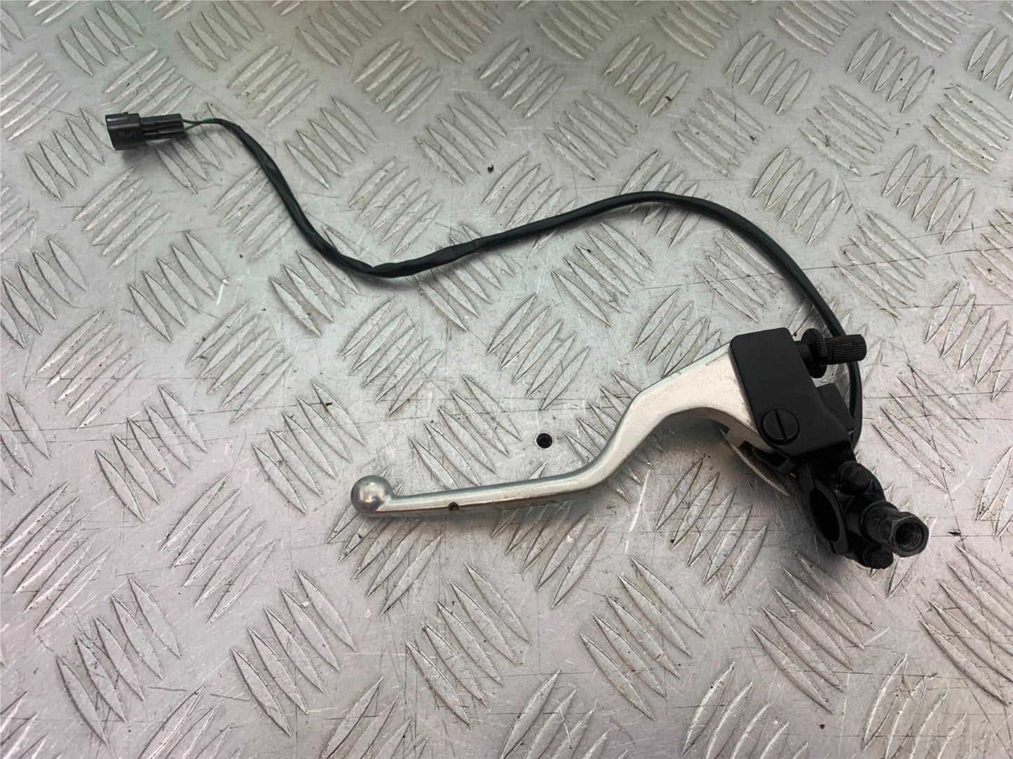BSA 650 GOLD STAR CLUTCH LEVER AND BRACKET   YEAR 2022-2025 (CMB1262)