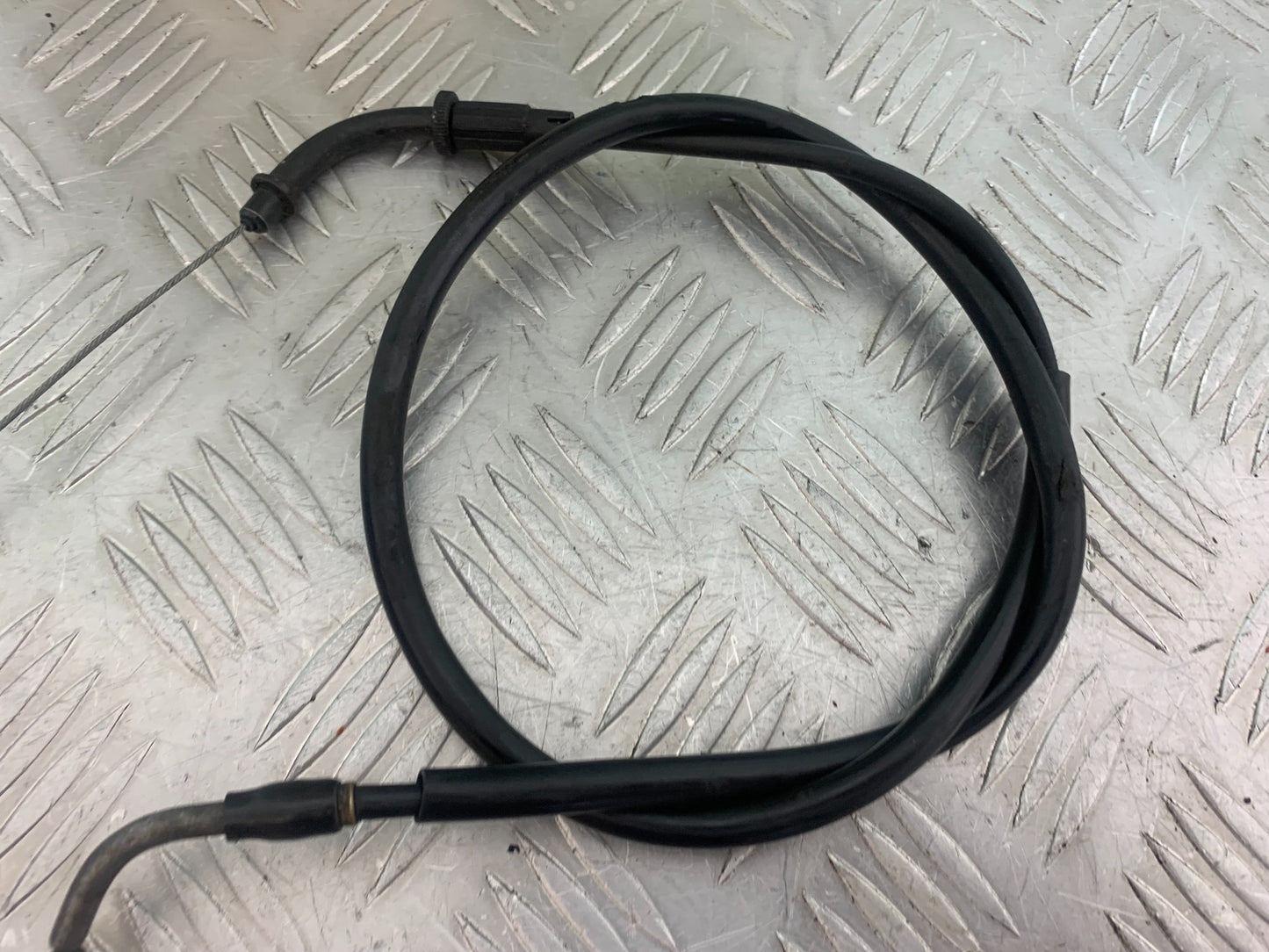 YAMAHA XV535 XV 535 VIRAGO THROTTLE CABLE   YEAR 1994-02 (CMB1162)