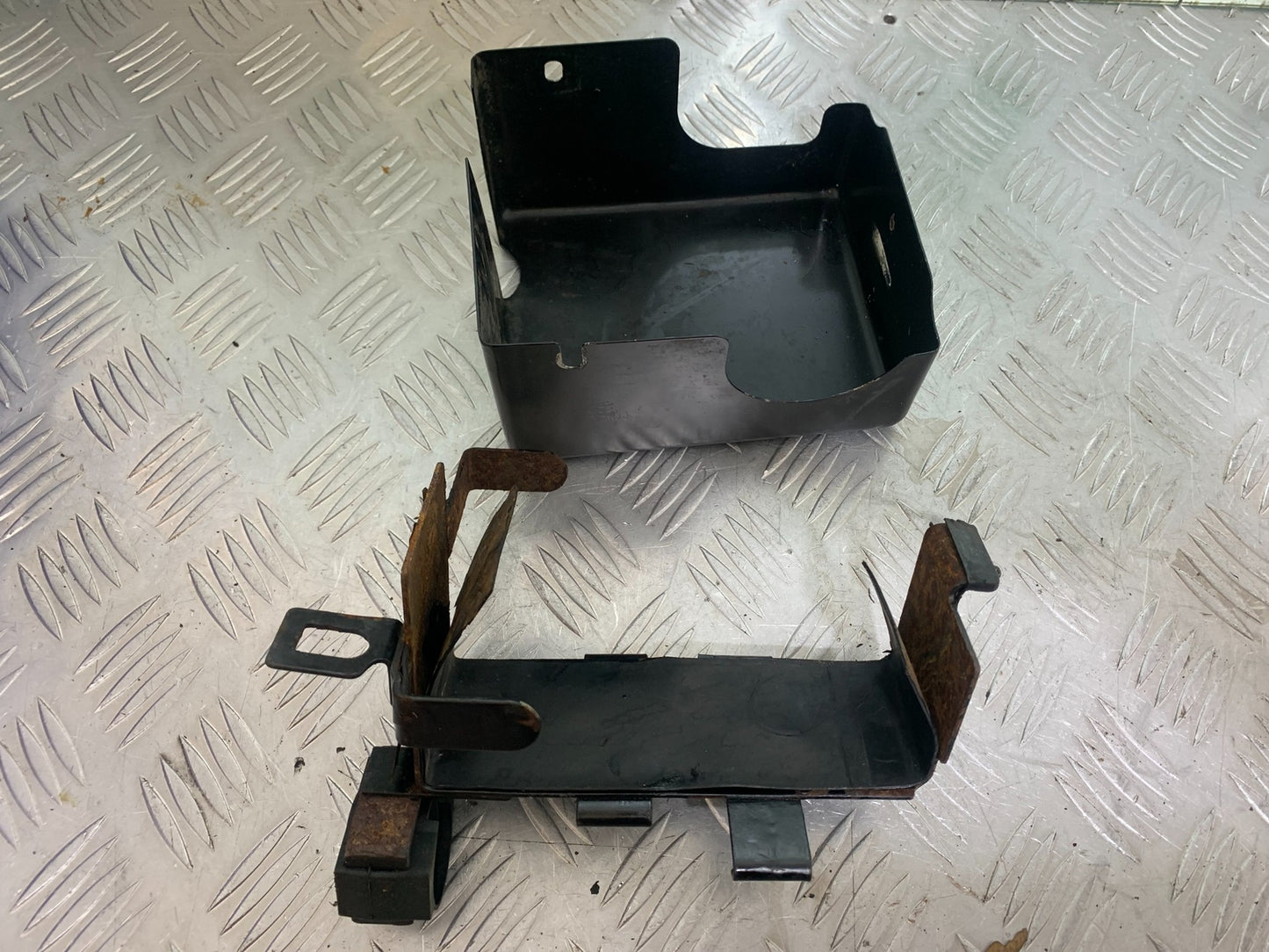ROYAL ENFIELD BULLET 500 EFI BATTERY BOX   YEAR 2008 - 2016 (CMB1153)