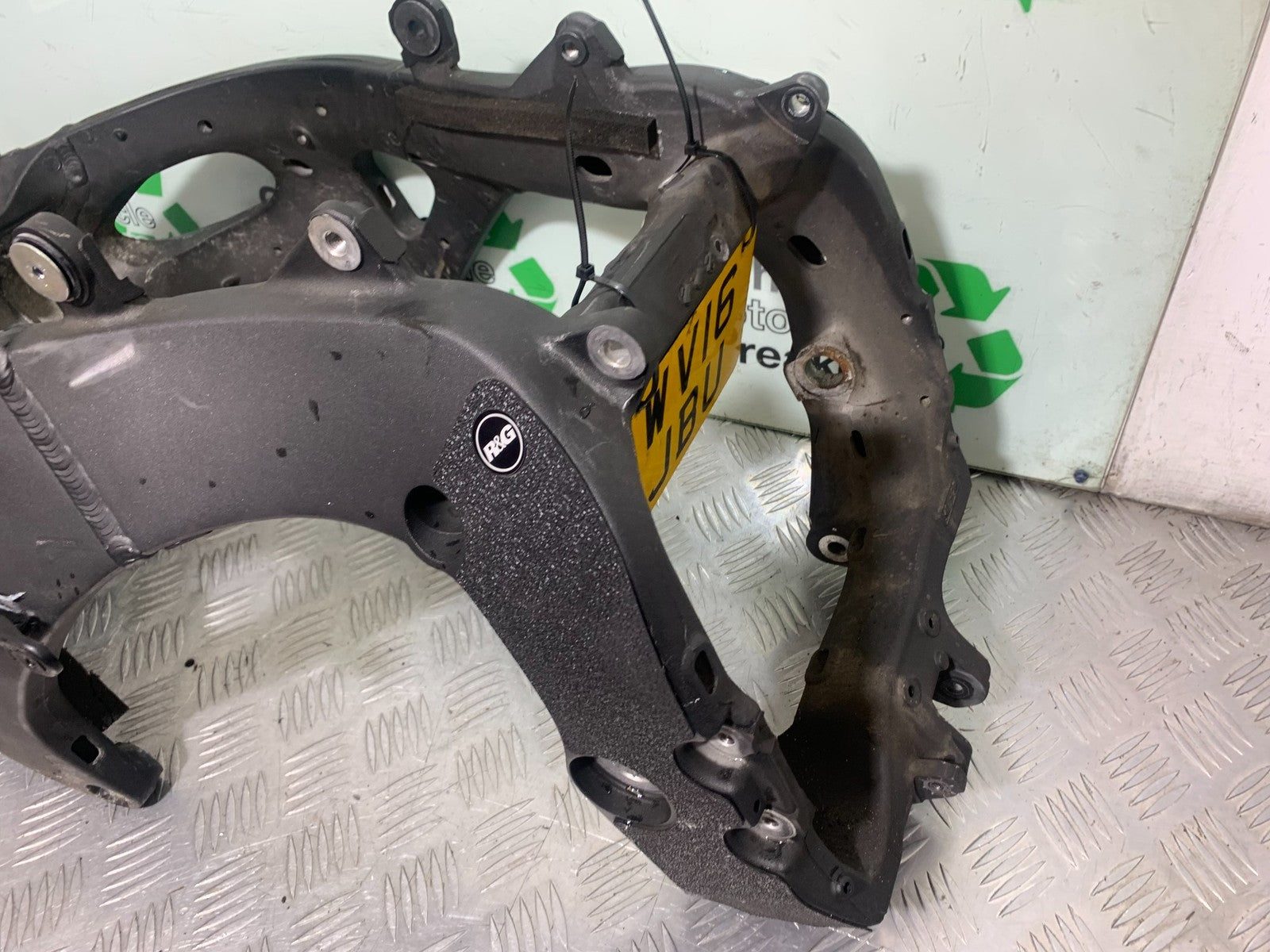 HONDA CBR1000 rr FIREBLADE FRAME REG LOG BOOK YEAR 2012-2016 (CMB1198)