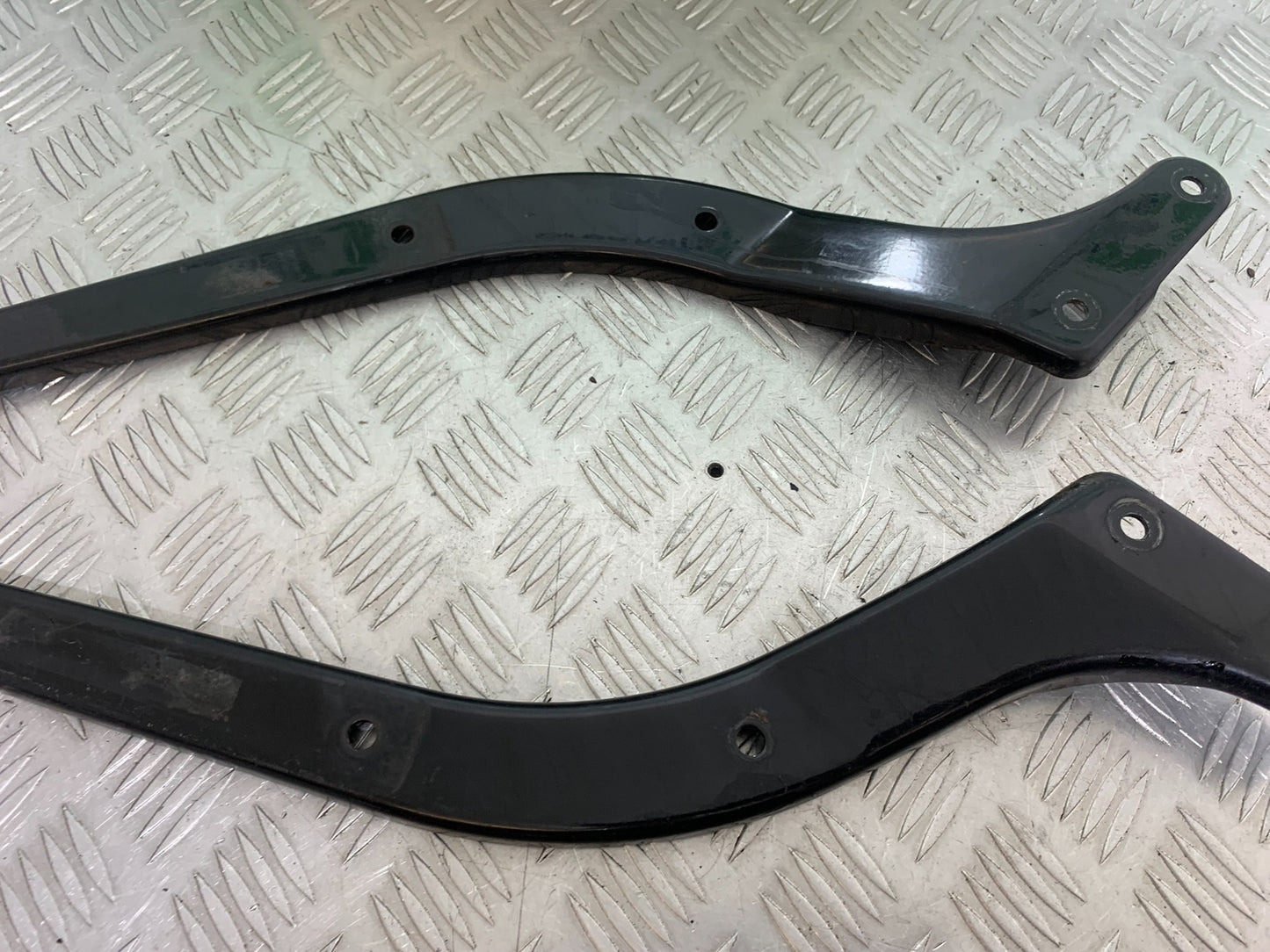 HARLEY DAVIDSON FXS BLACKLINE 1585 REAR FRAME COVERS YEAR 2012 (CMB1147)