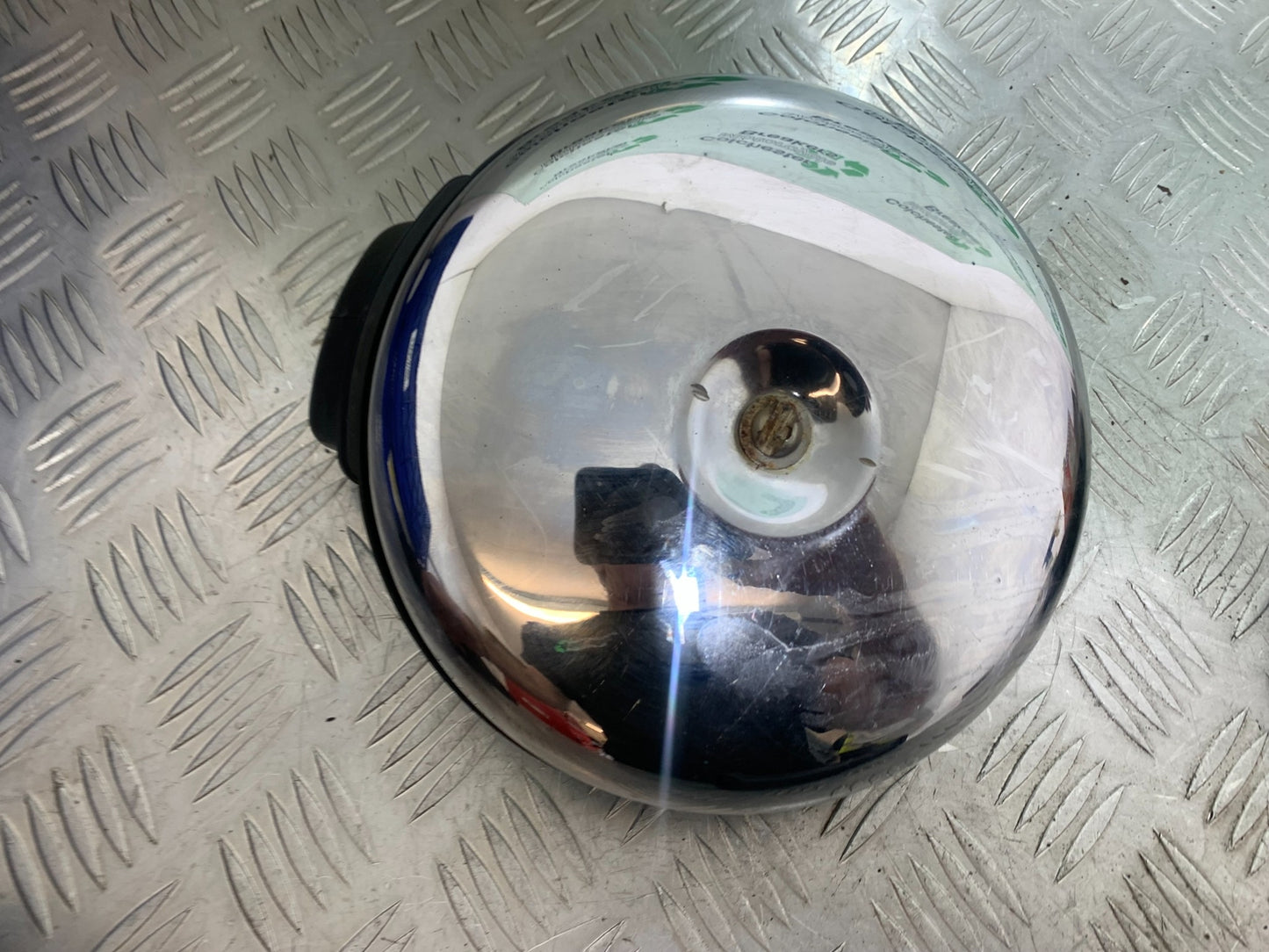 KAWASAKI VN1500 CLASSIC AIRBOX   YEAR 1999 -2006 (CMB1166)