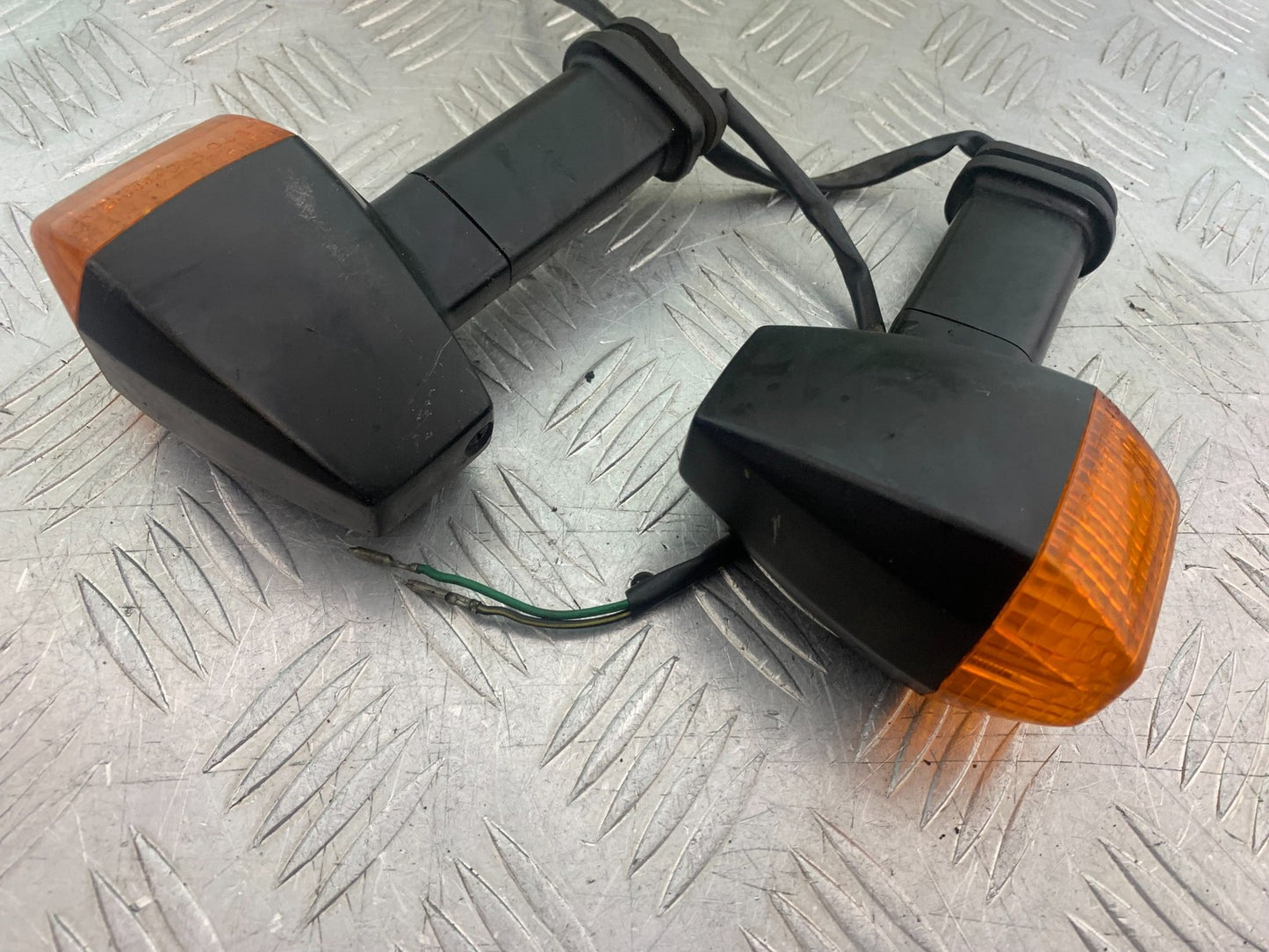 KAWASAKI GPZ600 GPZ 600 FRONT INDICATORS  YEAR 1988-90 (CMB1258)