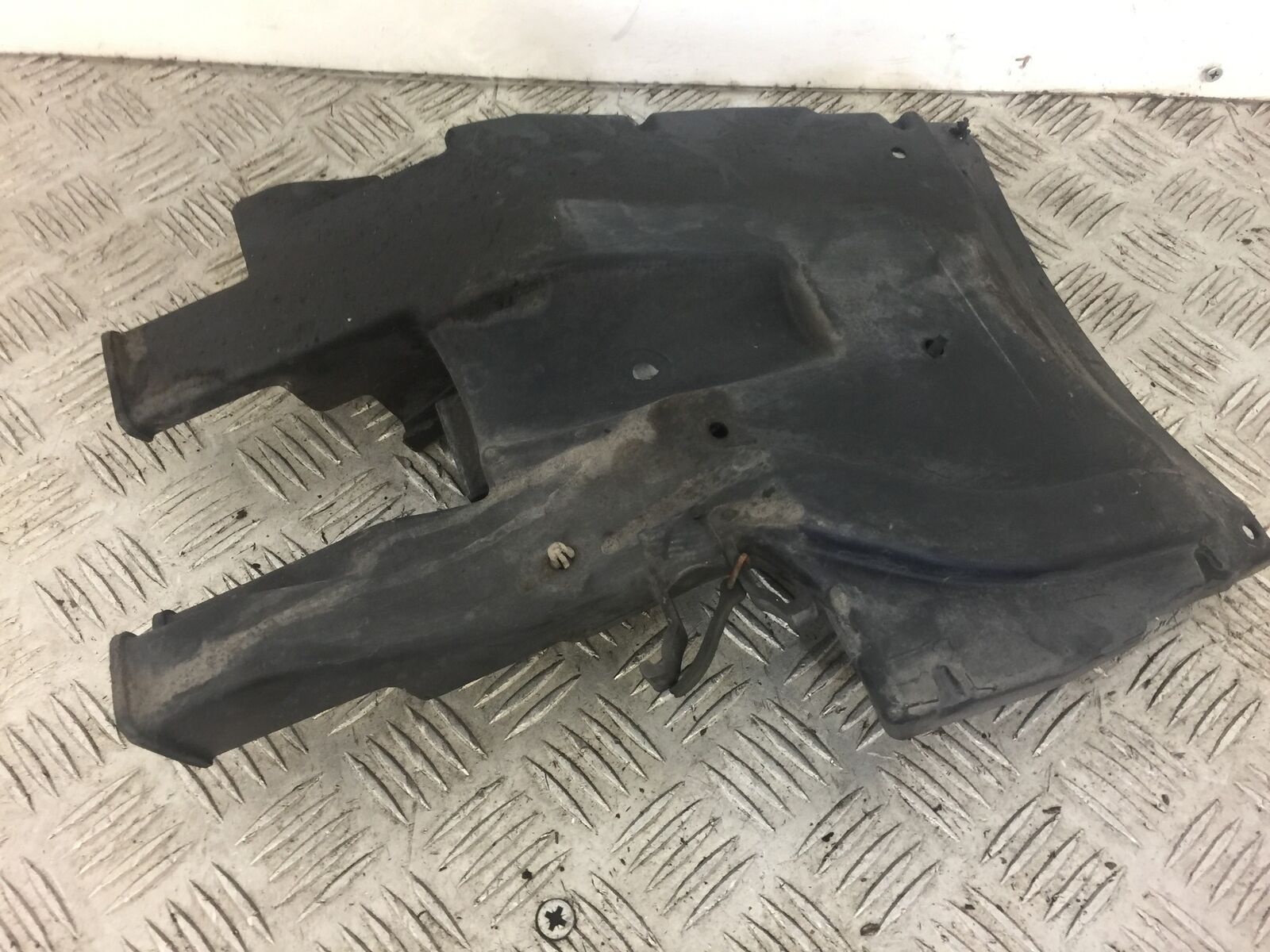 KAWASAKI ZX12R ZX12 R UNDERTRAY   YEAR 2000