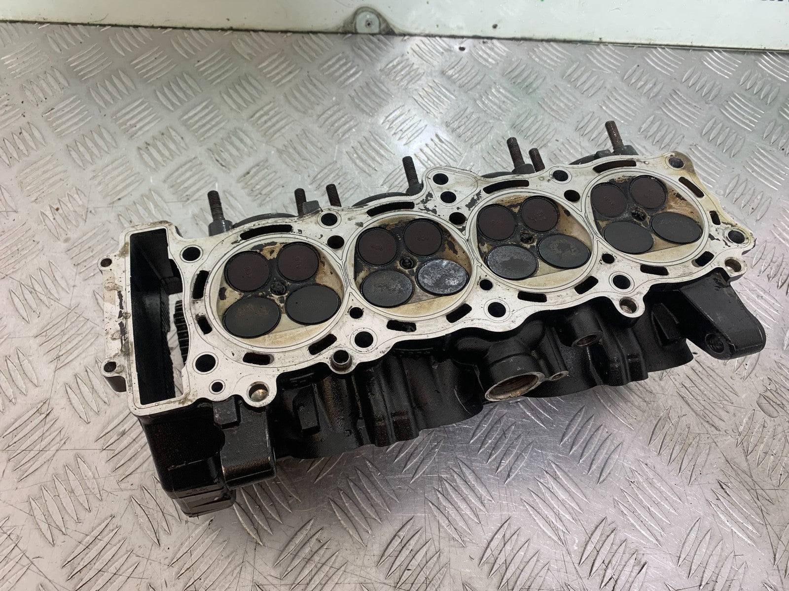 YAMAHA YZF R1 4C8 CYLINDER HEAD AND CAMSHAFTS   YEAR 2007-2008 (CMB1237)